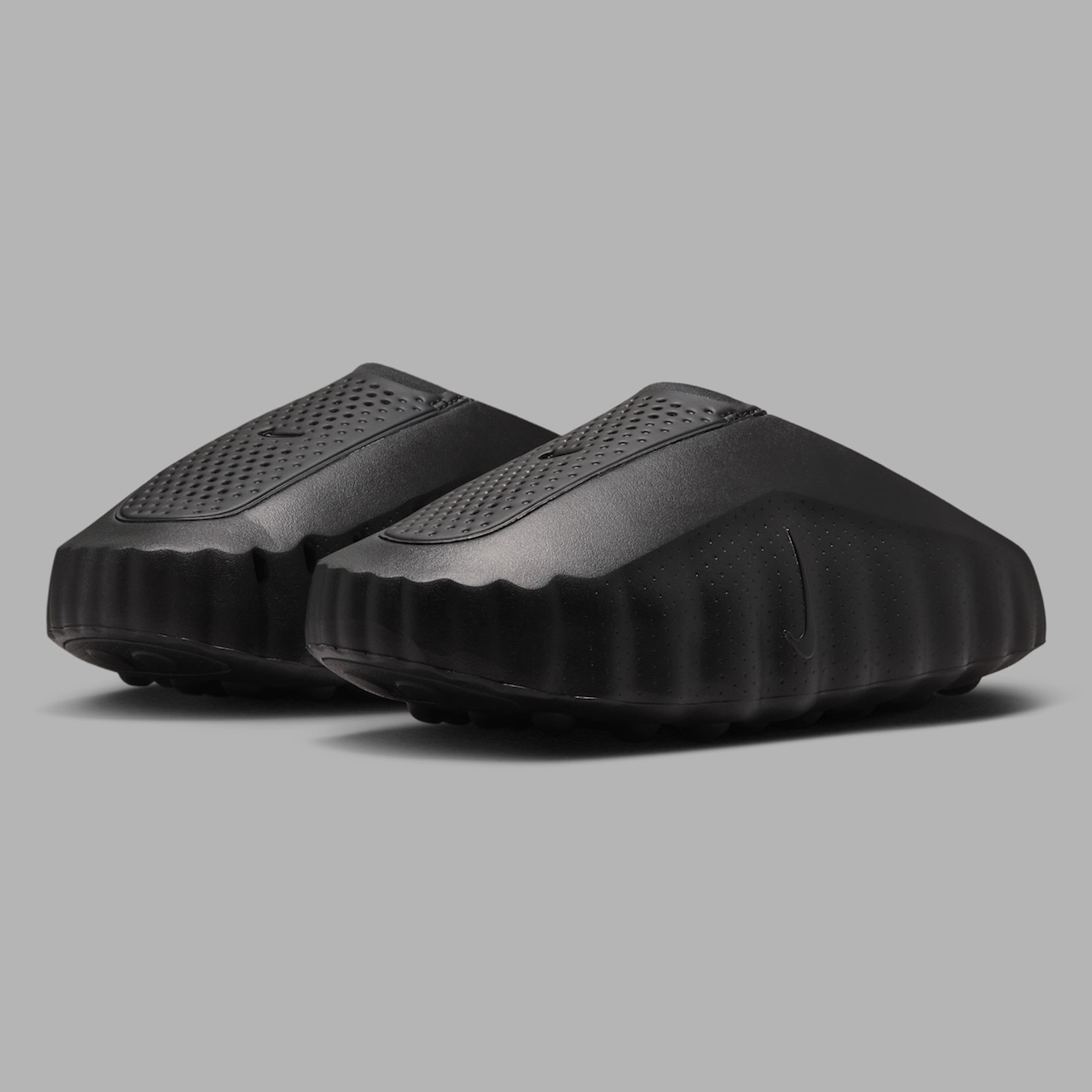 Nike Mind 001 "Triple Black" 賽前穆勒鞋 全黑 黑魂 黑色 恢復鞋 科技 未來 拖鞋 懶人拖 HQ4307-005
