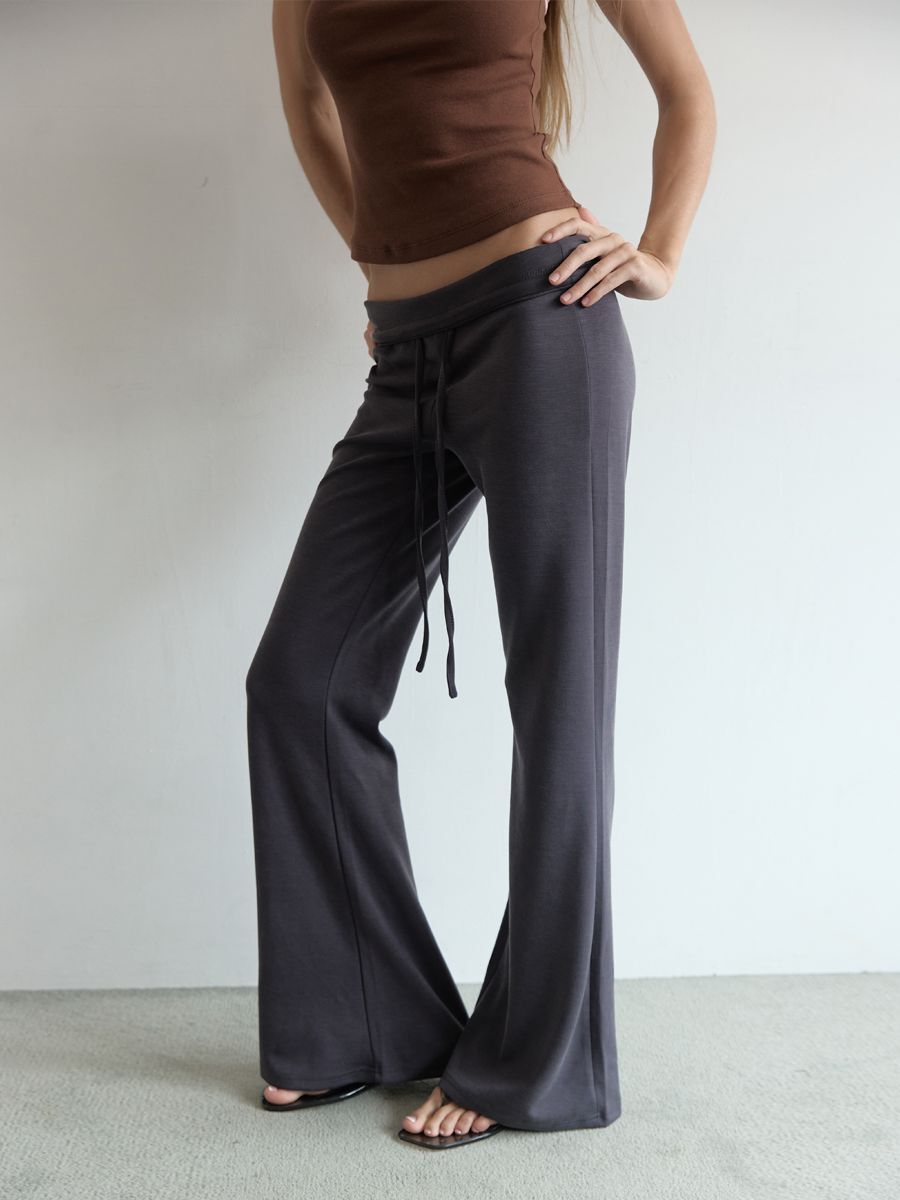 (A11)RELAXED BOOTCUT PANTS (CHARCOAL)