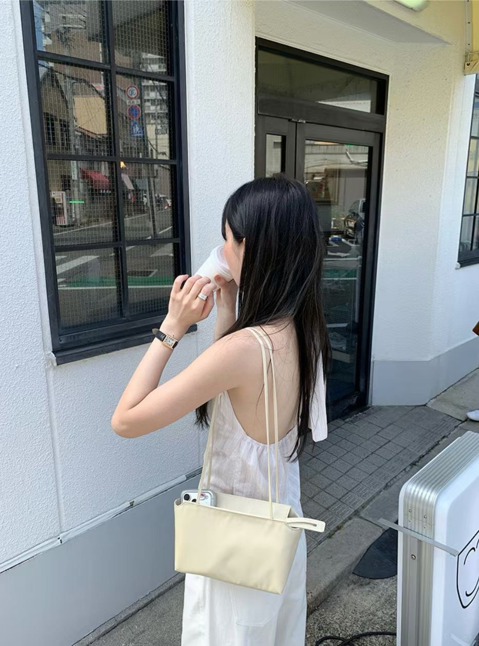 尼龍肩背therow小包