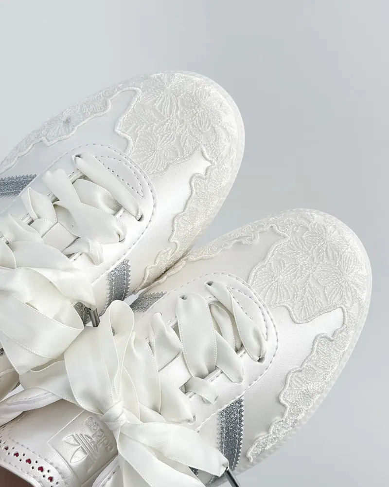 adidas Samba 情人節