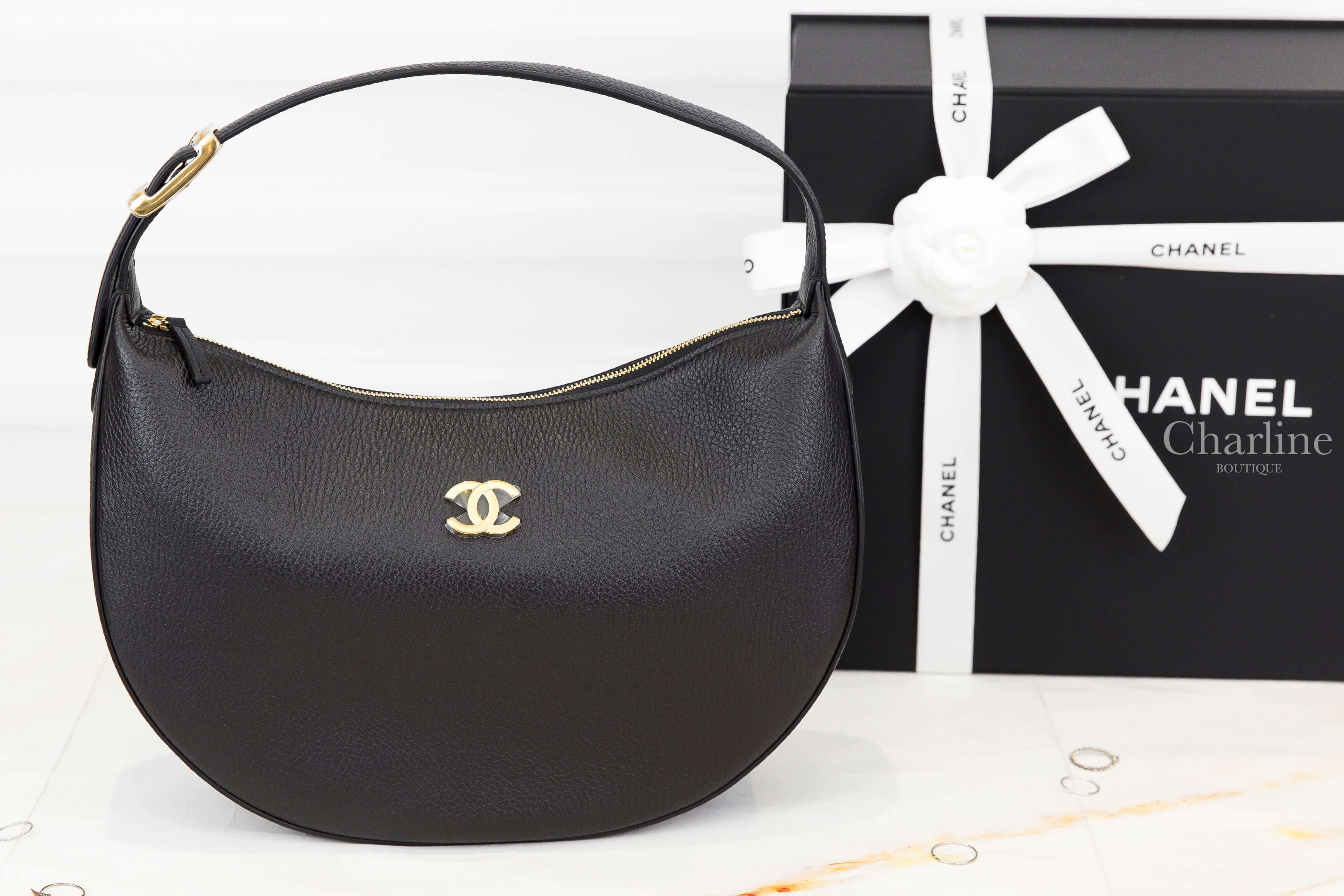 Chanel Hobo Handbag 黑色金CC荔枝小牛皮手提肩背包