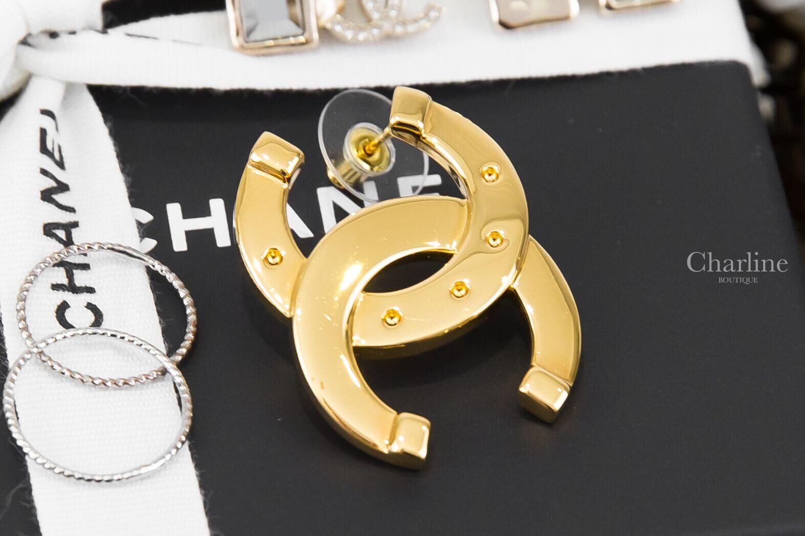 Chanel Earring 金色圓點CC斜墜式耳環