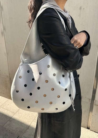 Archivepke Eyelet punched bag