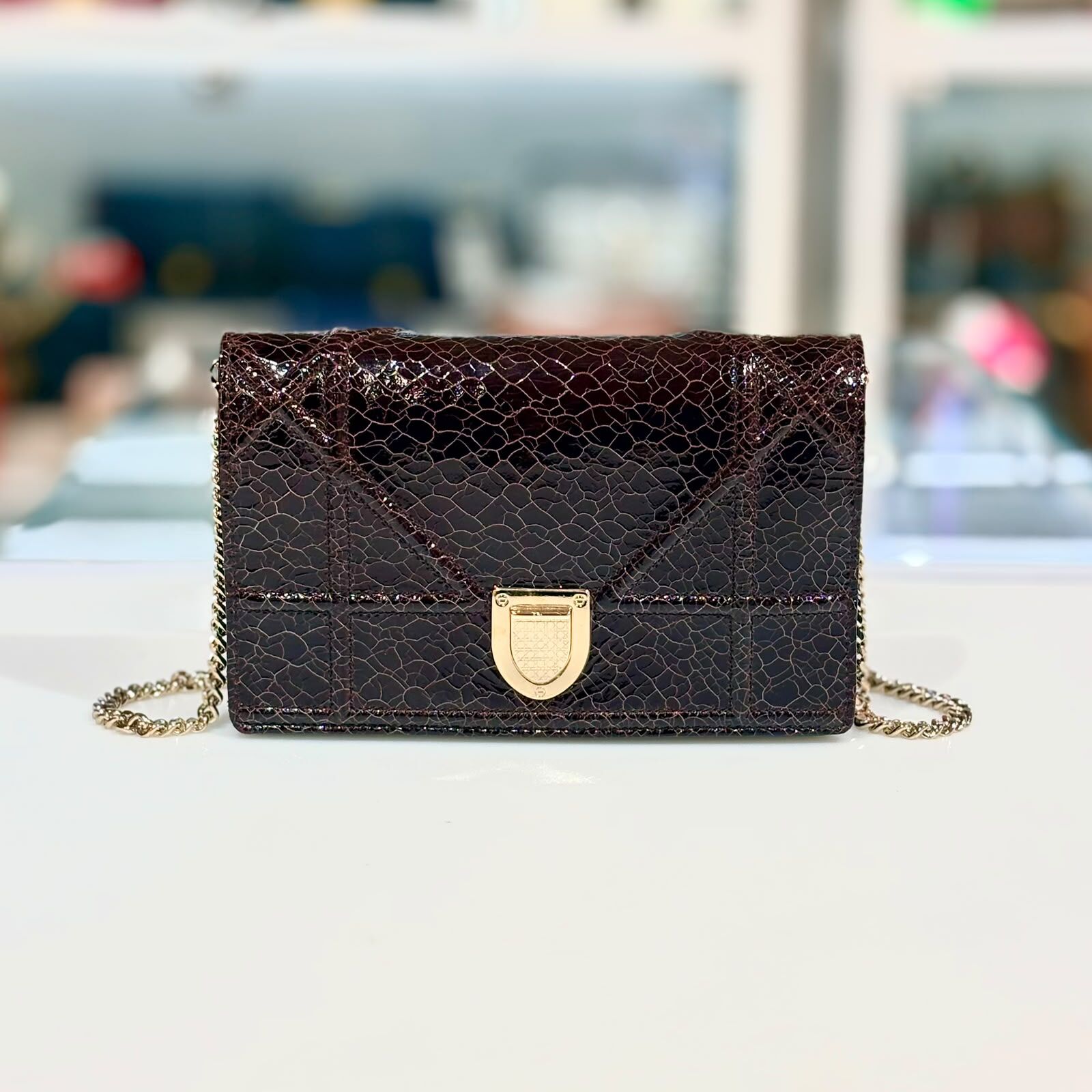 98%NEW二手DIOR WOC Diorama 盾牌包 酒紅色牛皮金扣 #香榭站正品