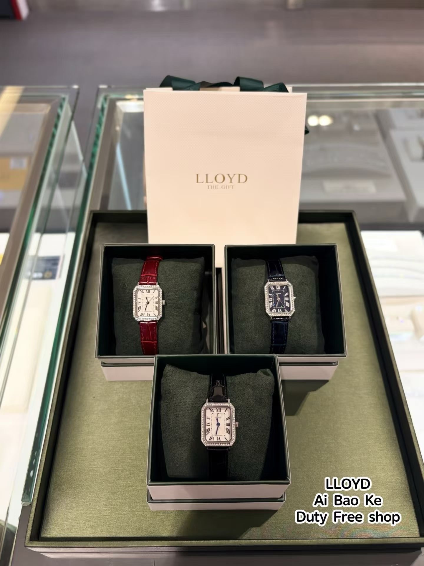 《韓國連線》lloyd復古手錶