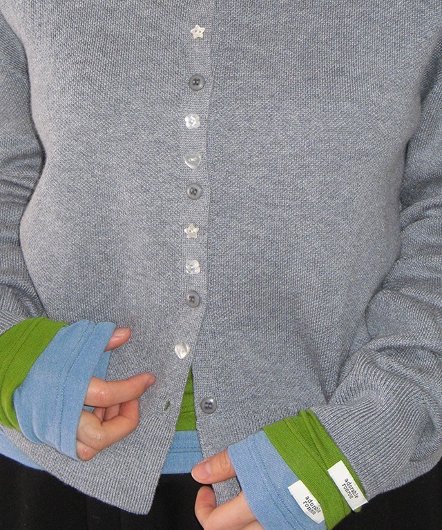 RONRON - DECORATIVE BUTTON KNIT CARDIGAN *2色* (RR26ACD5163)