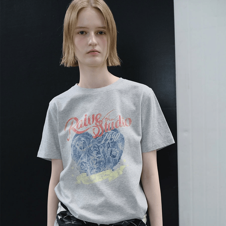 RAIVE｜Heart Rose Blur Graphic T-shirts [2 colors]