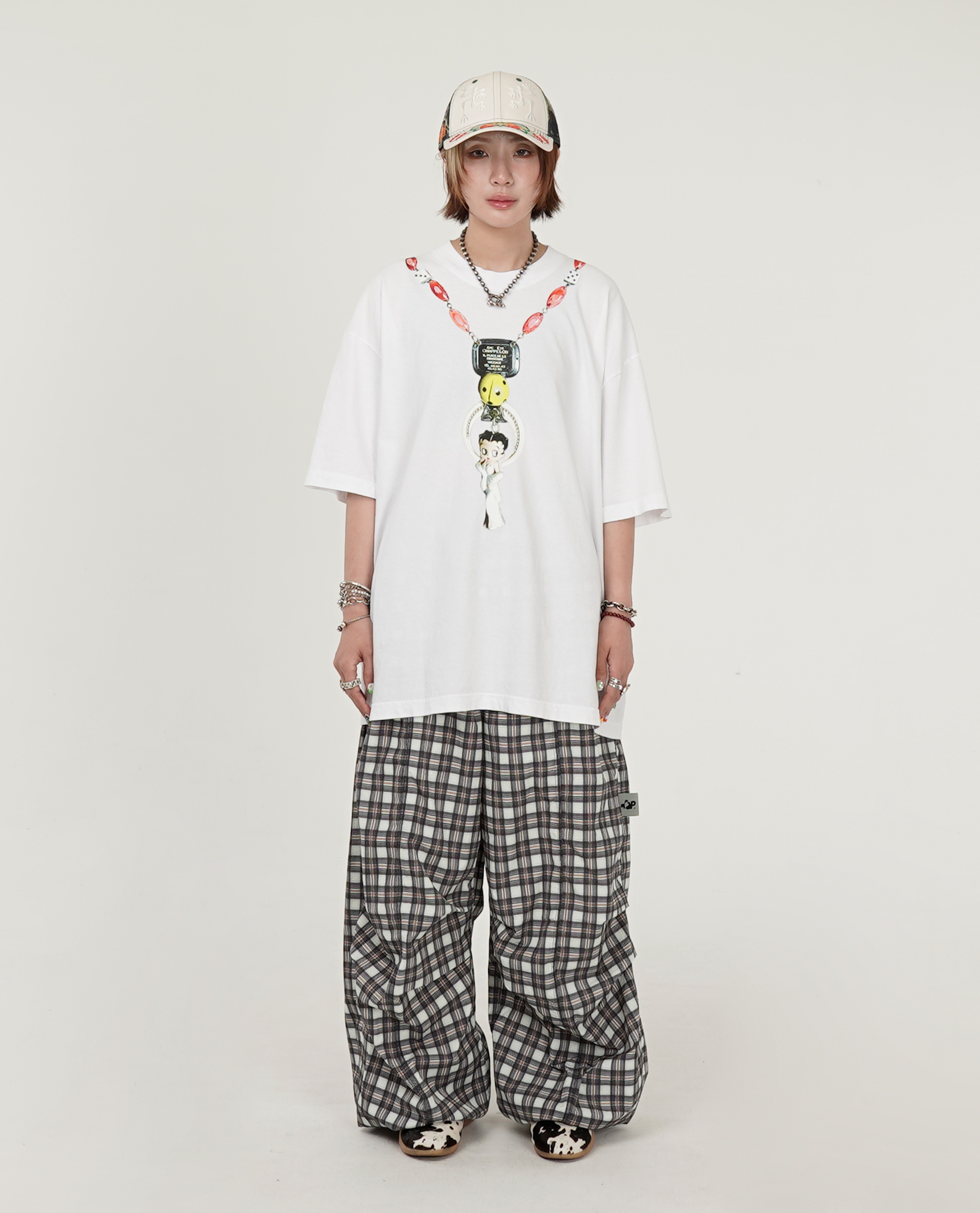 b.Eautiful x LEO GON’DO Smile T-Shirt - Collection*16