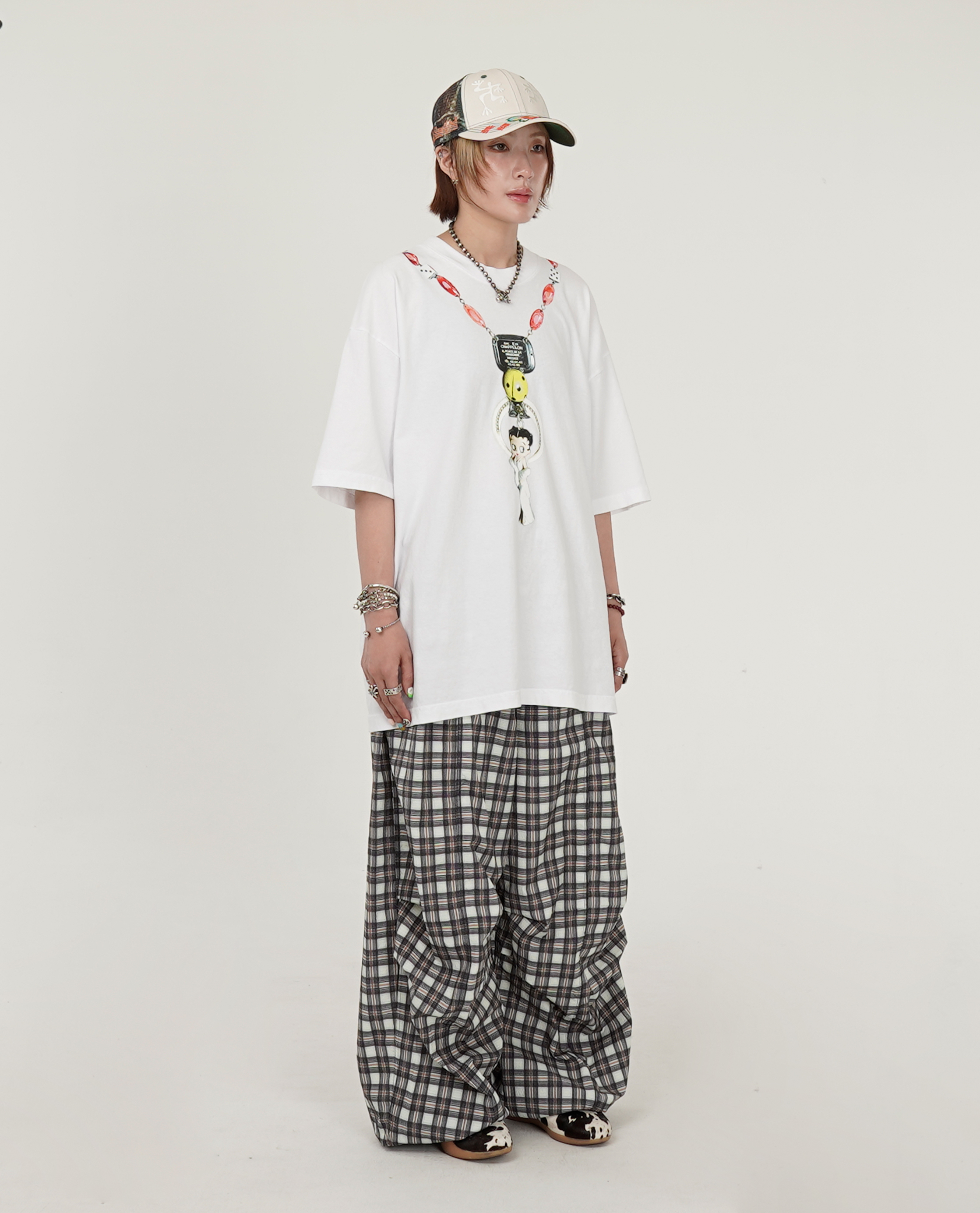 b.Eautiful x LEO GON’DO Smile T-Shirt - Collection*16