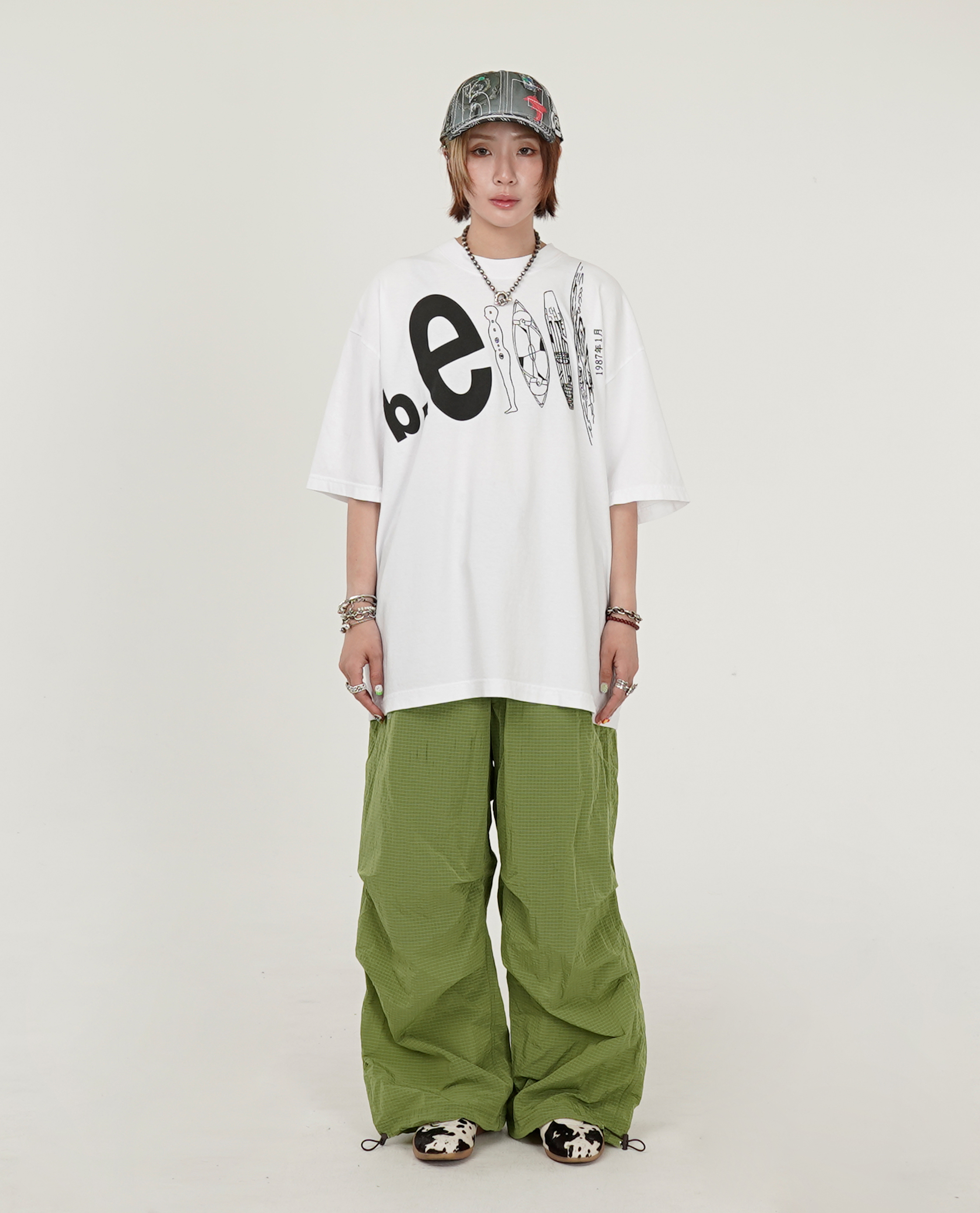 b.Eautiful UFO T-Shirt - Collection*16