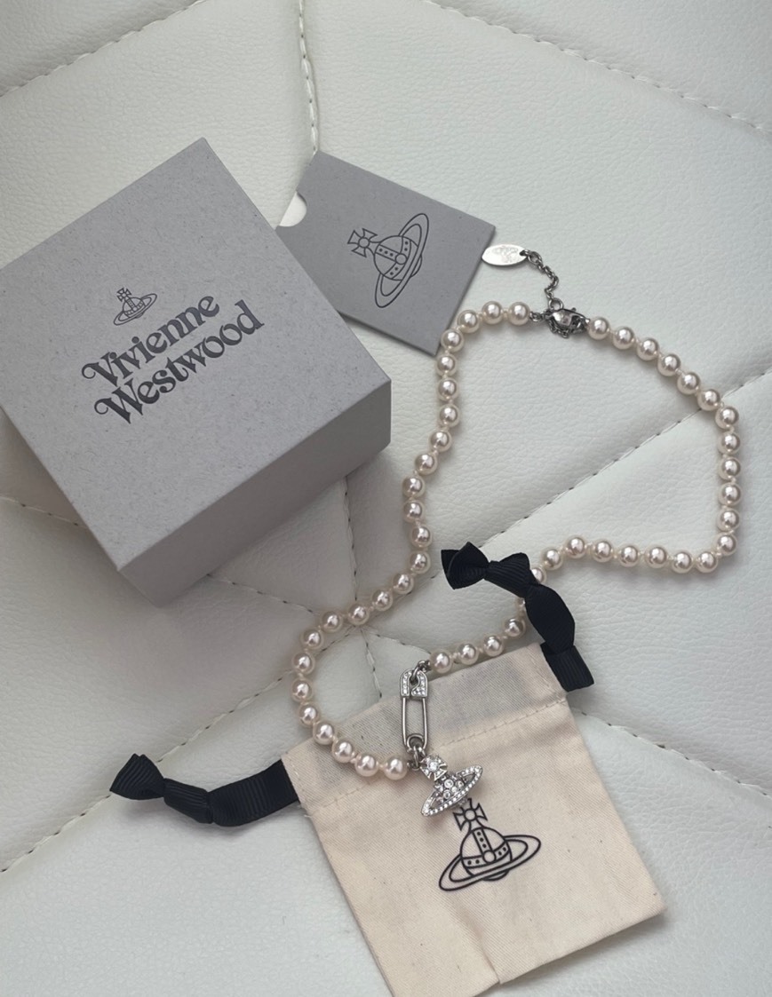 Vivienne Westwood 西太后 薇薇安 閃鑽土星別針珍珠項鍊