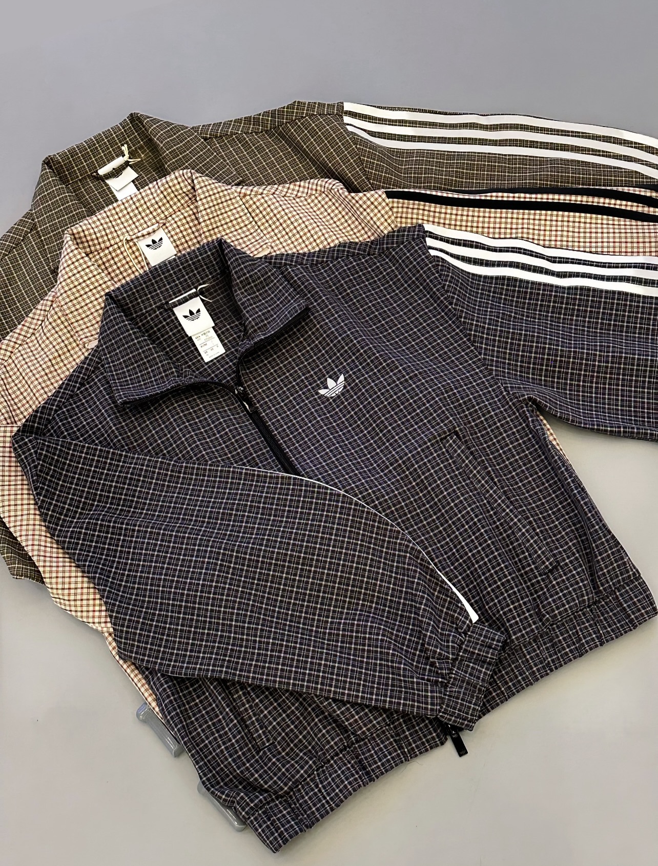 Adidas Originals Checks Track 愛迪達 復古 撞色 格紋 雙拉鍊設計 老錢風 外套 褲子 套裝 女版