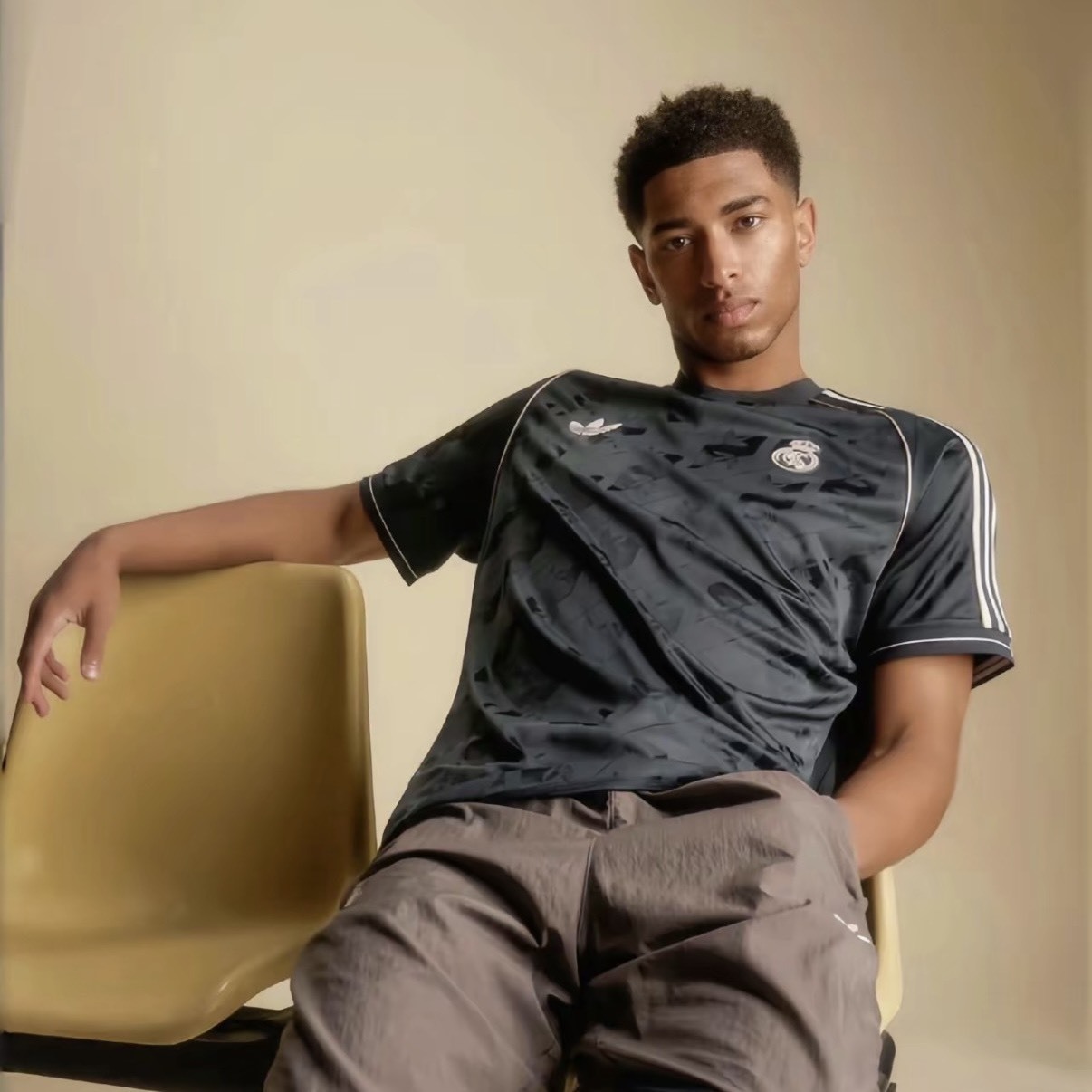 【代購】 Adidas 皇家馬德里 LFSTLR 復古短袖球衣 炭灰色 姆巴佩  JI9481