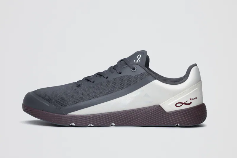 NOTACE 女款 MICHI 1 GREY/BURGUNDY 赤足路跑鞋
