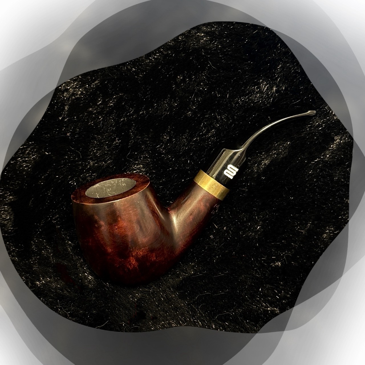 【石楠木手工煙斗】玲瓏斗 彎斗 ｜天然實木・匠人工藝｜沉穩奢華 附煙斗袋＋濾芯＋濾網 (木)