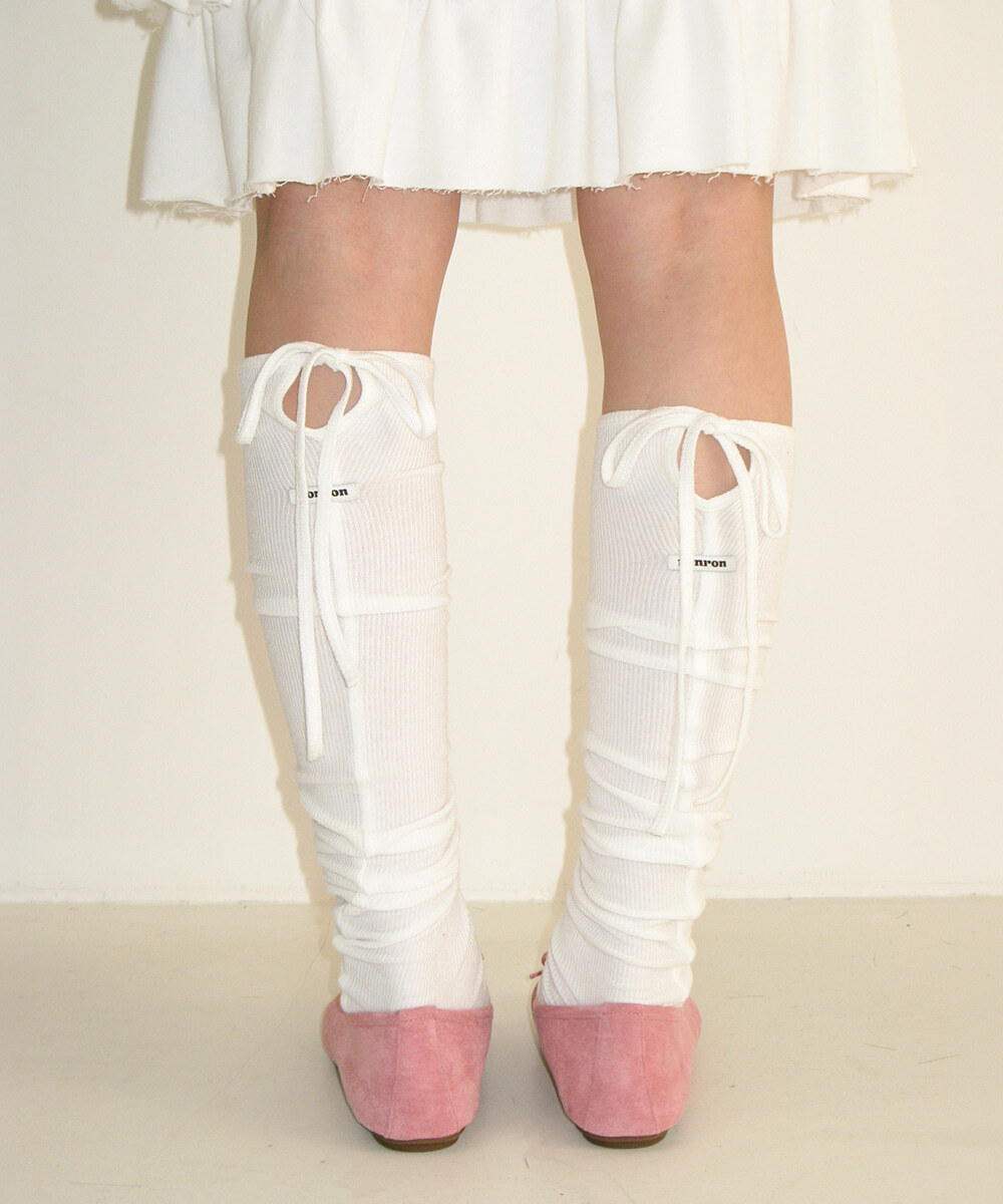 RONRON - LOGO STRING KNEE SOCKS *4色* (RR26ASO5633)