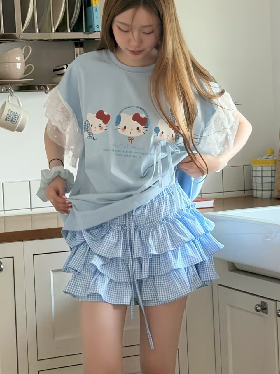 紅結KITTY蕾絲袖T
