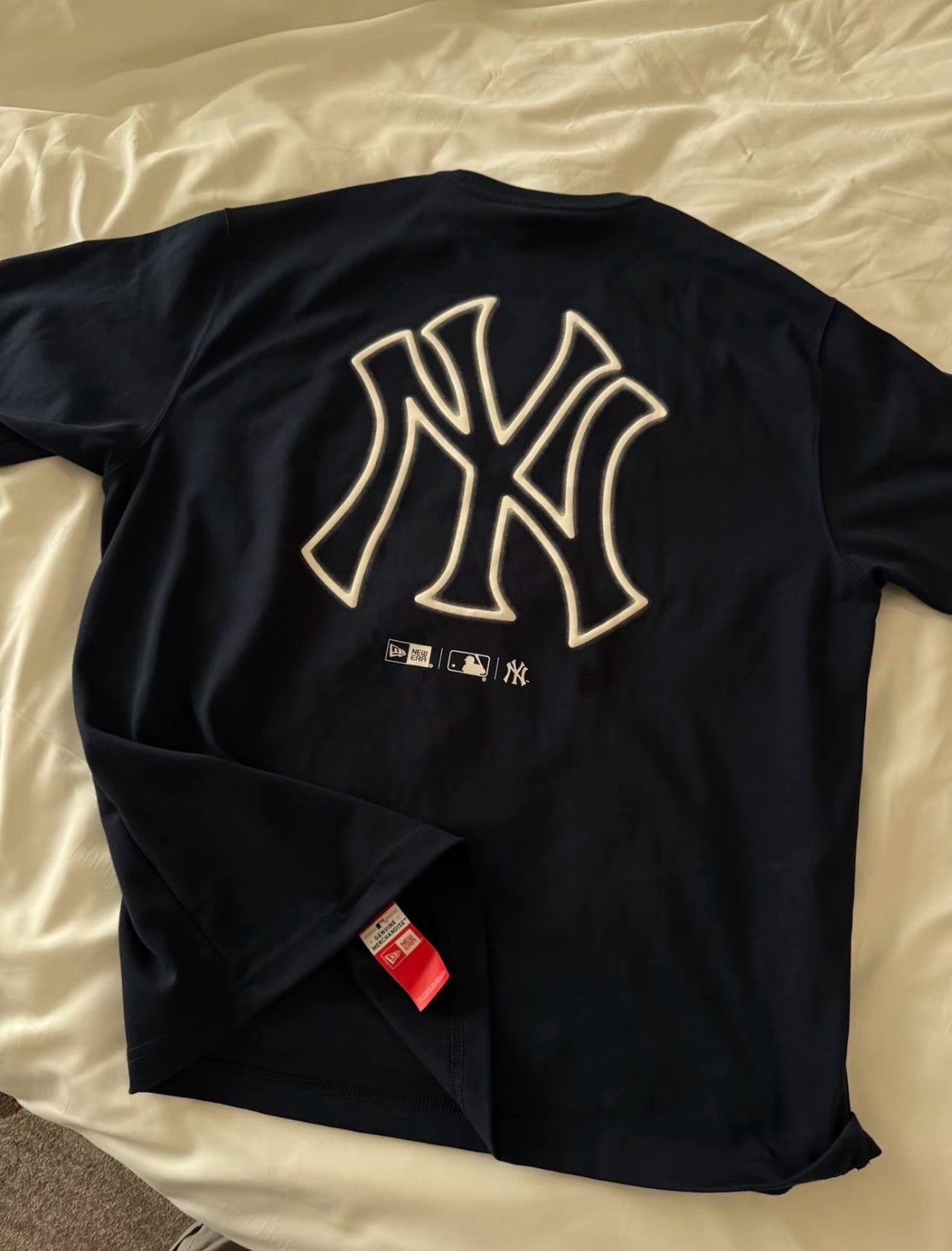 New Era X MLBNY 紐約洋基 霓虹 白色 深藍色 短袖 Tee