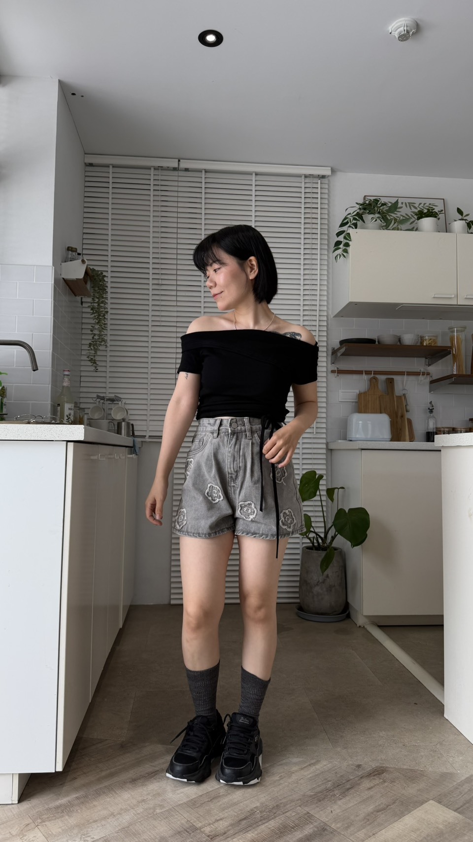 俏皮可愛滿版花花短褲