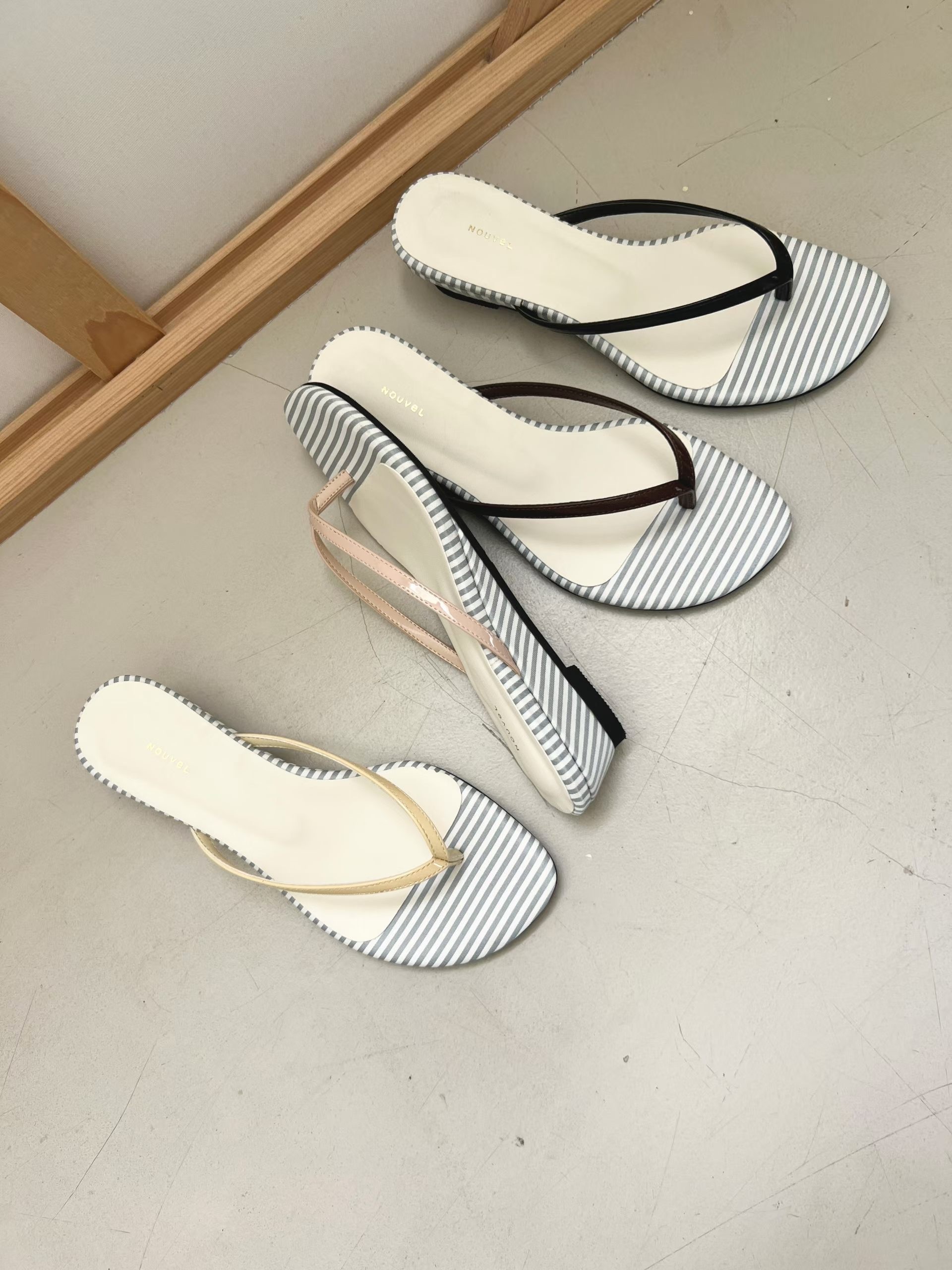 8024條紋夾腳拖鞋