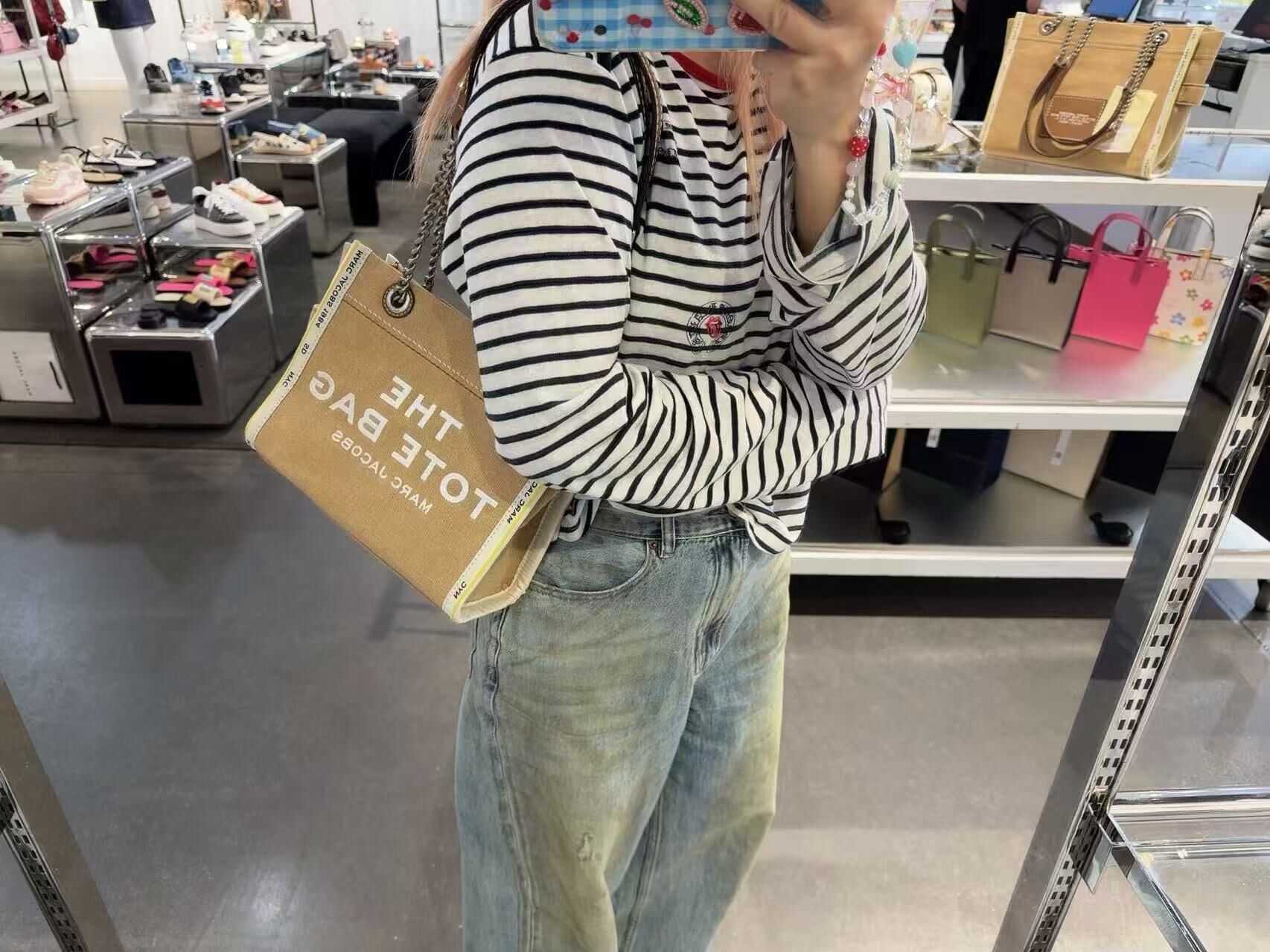 【預購】Marc Jacobs H071850 The Tote Bag 棕色托特包