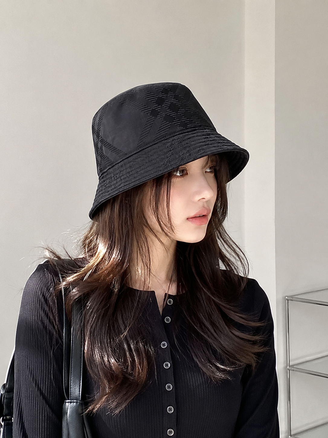 【預購】BURBERRY H0717508 黑色經典格紋漁夫帽