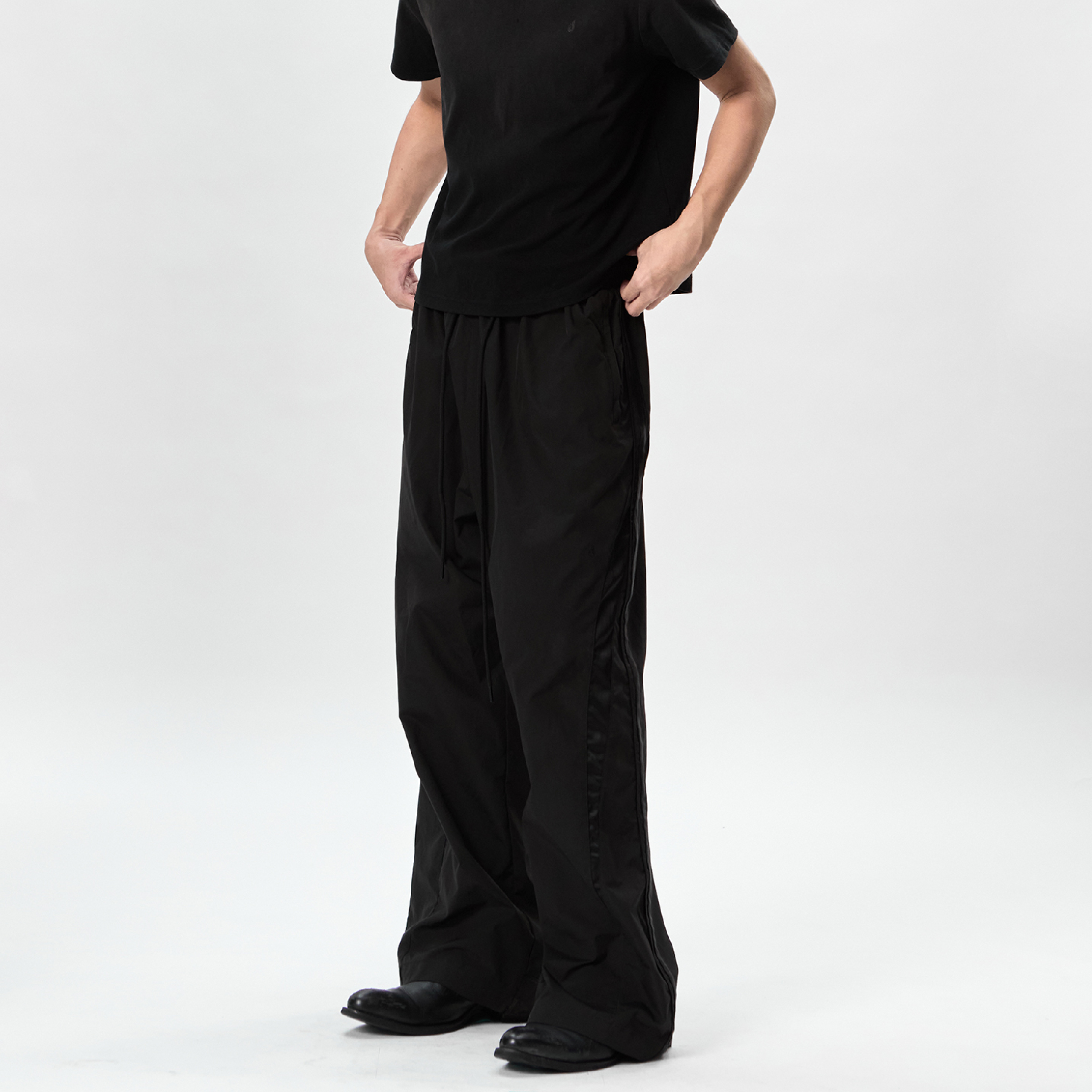 JOBDATASHEET Embroidered Paneled Sports Pants [D38]