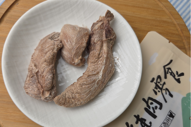 國產鴨里肌製成的低脂高蛋白凍乾零食