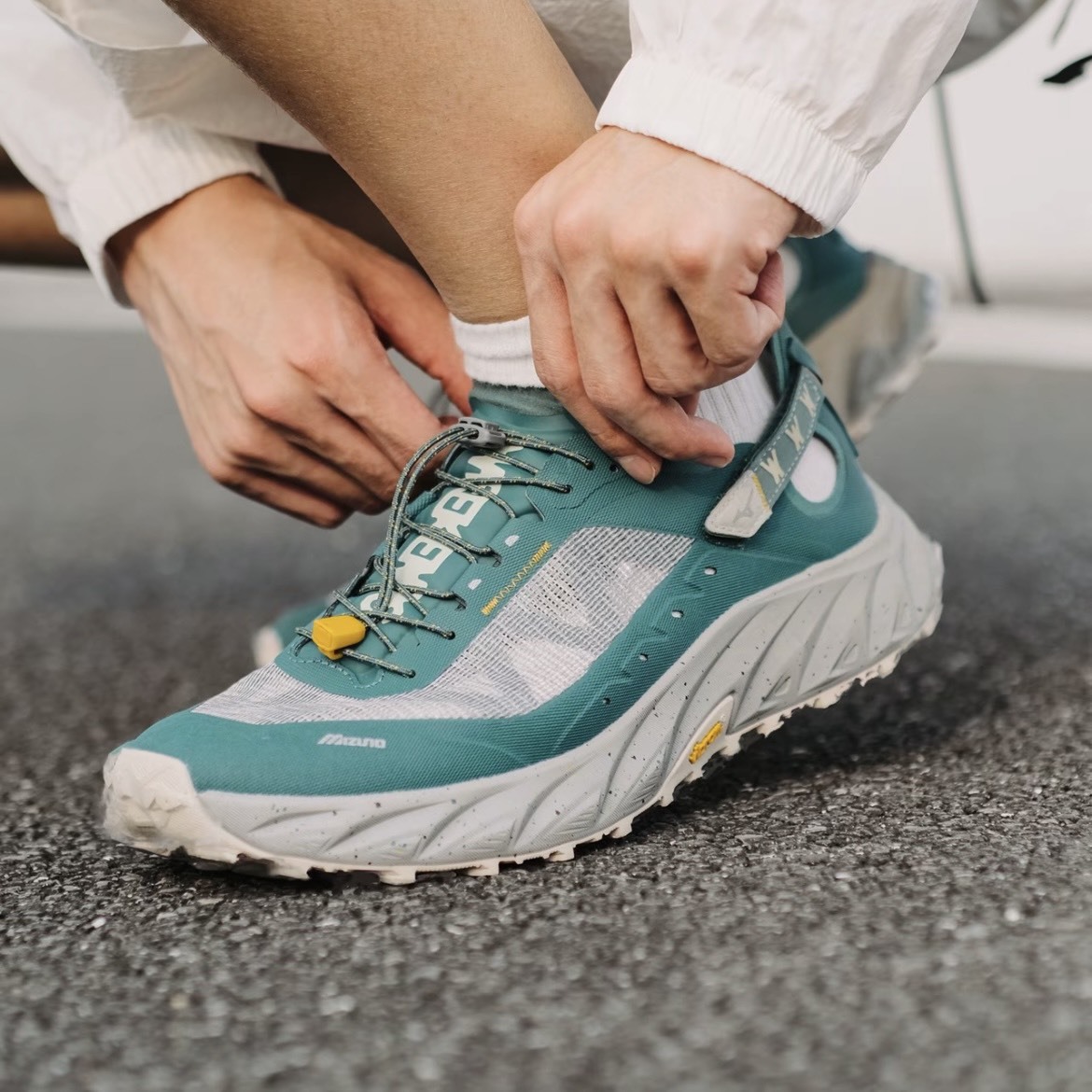 【代購】Mizuno CRUISER SE WEEKENDS 城市戶外溯溪鞋 男女同款 影風綠