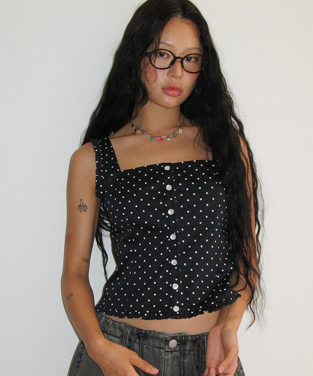 RONRON - SQUARE NECK FRILL SLEEVELESS BLOUSE *2色* (RR25BBU4624)