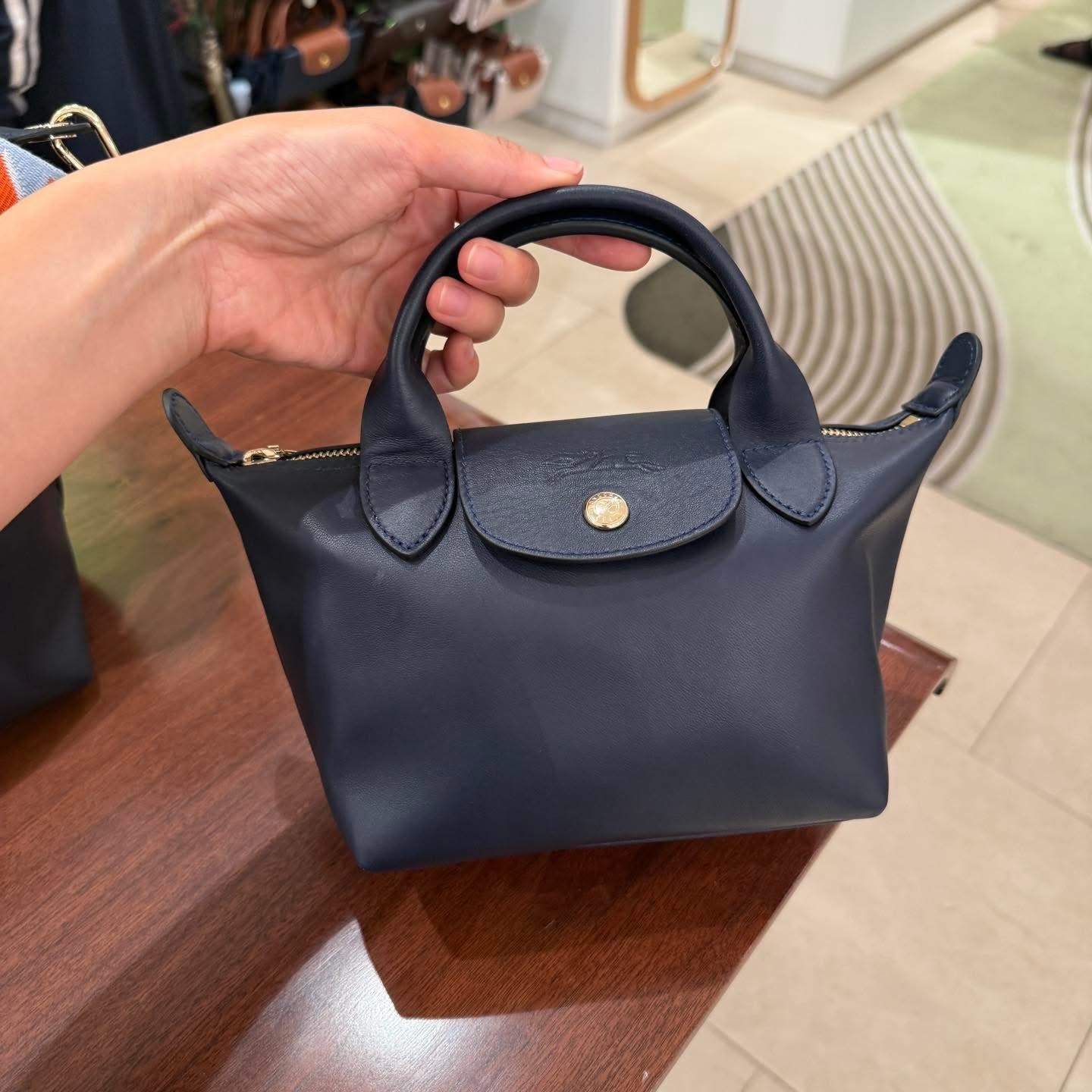 Longchamp le pliage cuir bag xs navy