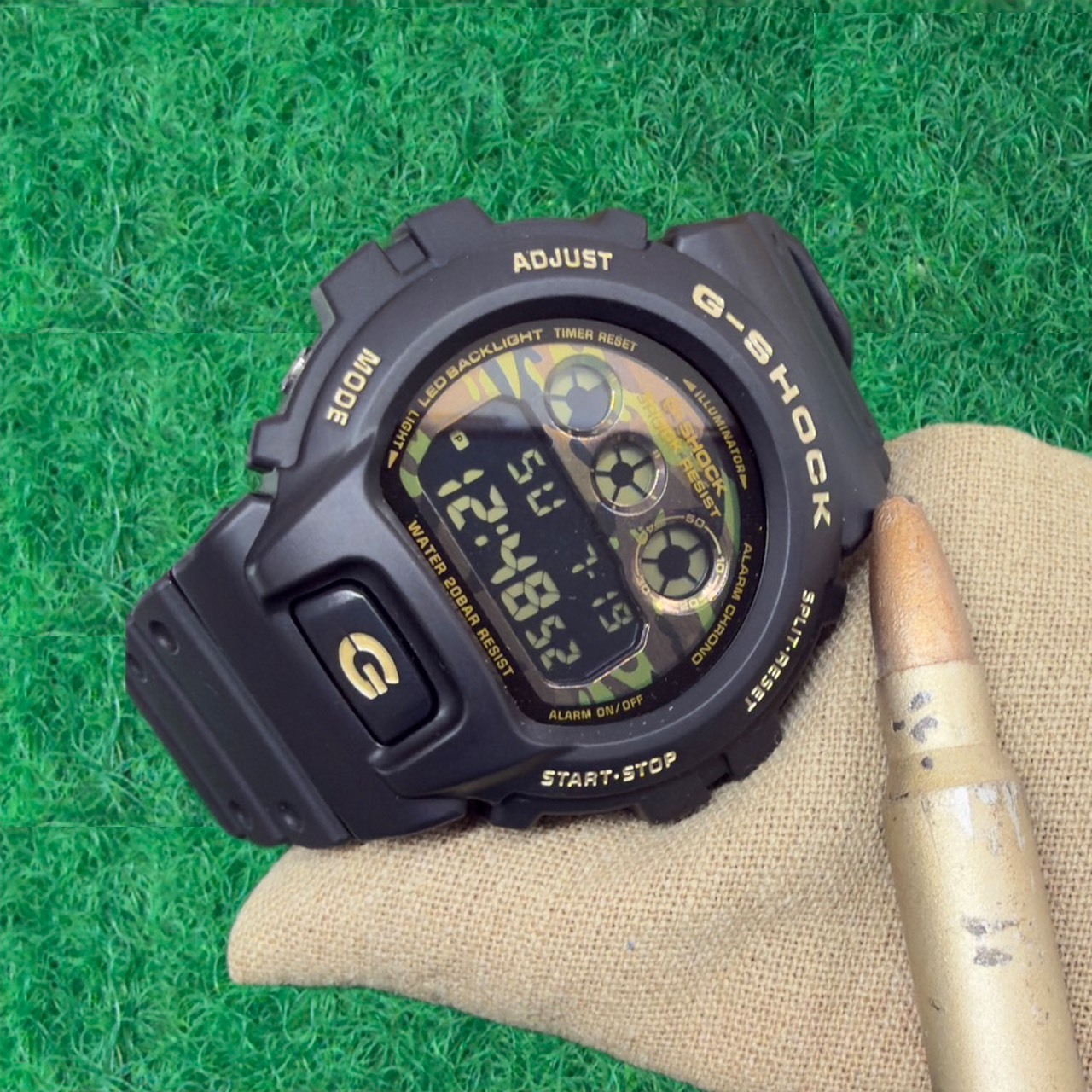 【G-SHOCK】 Bold Camo 迷彩金系列手錶DW-6900CF-1D 50mm 現代鐘錶