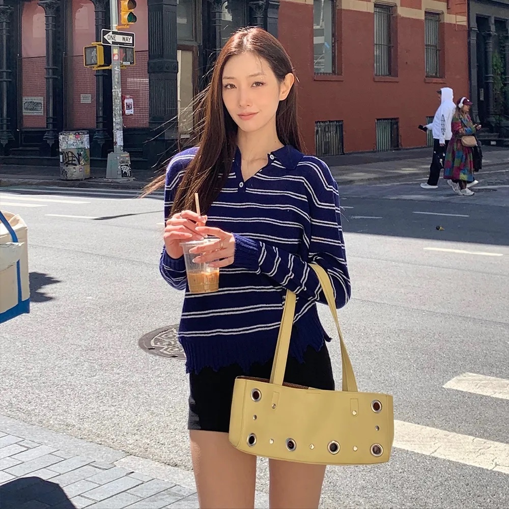 HEEARI Haze Eyelet Leather Mini Bag