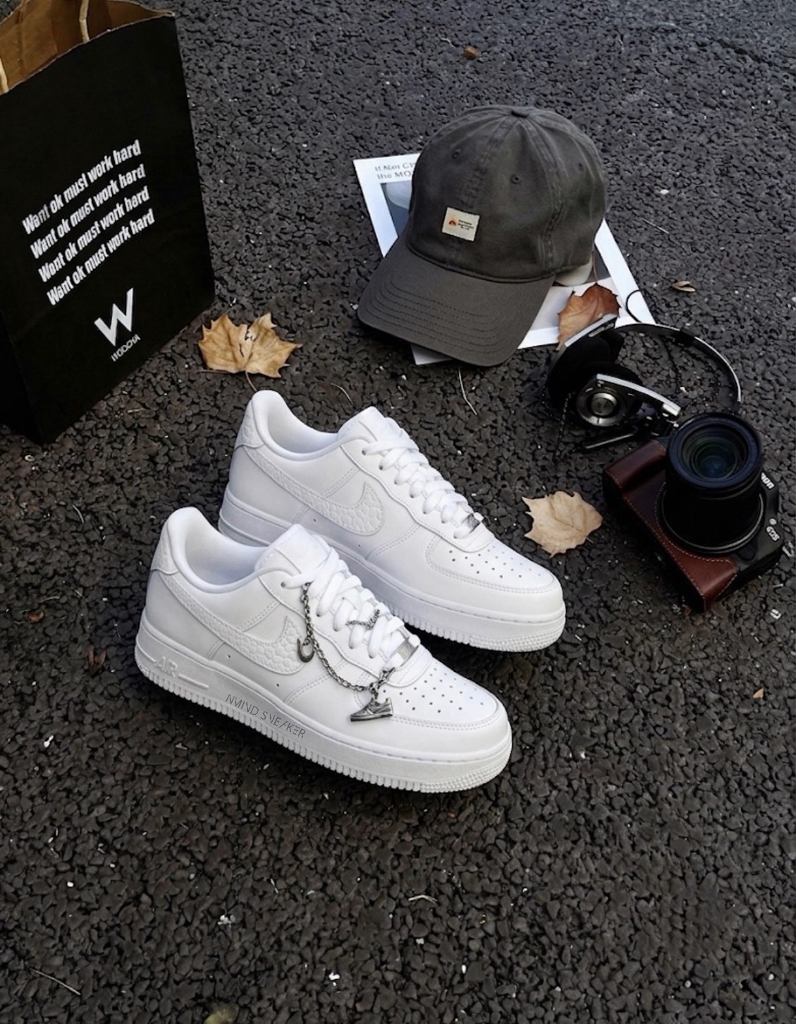 < 日本限定 >Nike Air Force 1 '07 復古銀鍊條