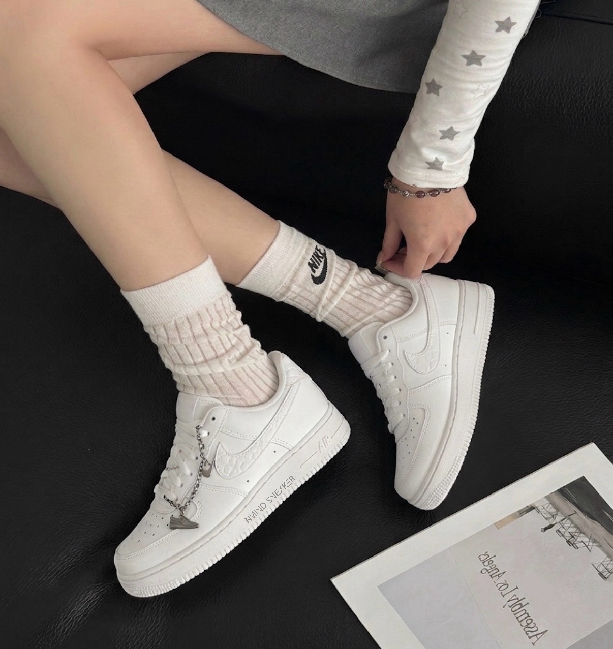 < 日本限定 >Nike Air Force 1 '07 復古銀鍊條