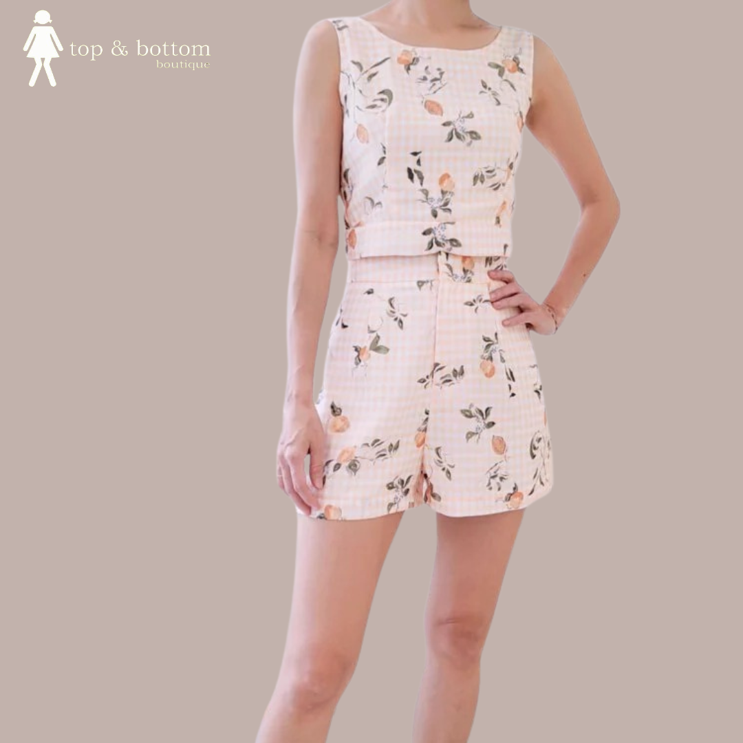 CHECKED FLORAL SHORTS