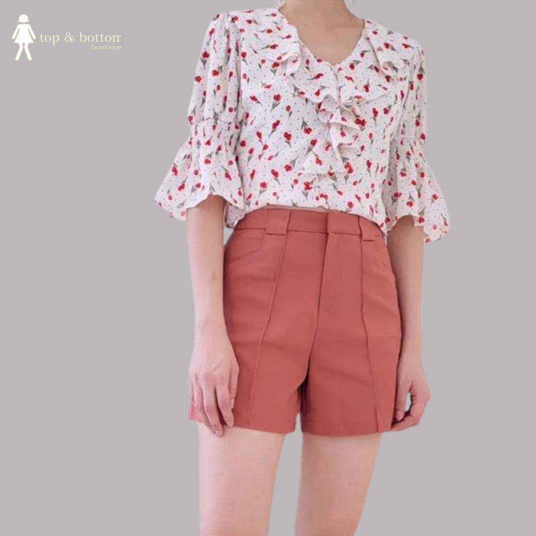 HIGH WAISTED SHORTS