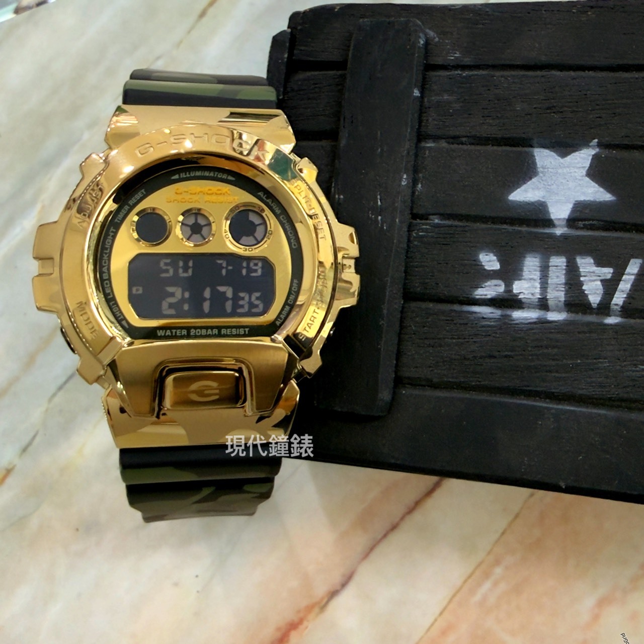 【G-SHOCK】  Bold Camo 迷彩金系列手錶GM-6900CMG-3D 49.7mm 現代鐘錶