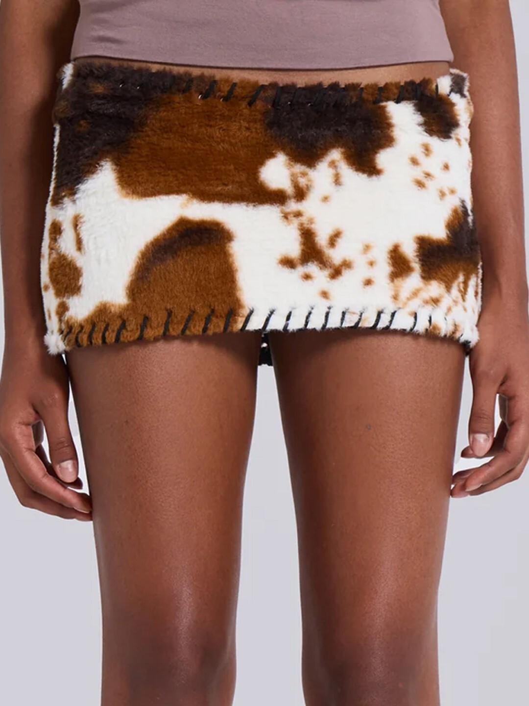 JADED LONDON 乳牛紋仿皮草 皮革編織滾邊迷你裙 Kena Whipstitch Cow Micro Mini Skirt JWS4311