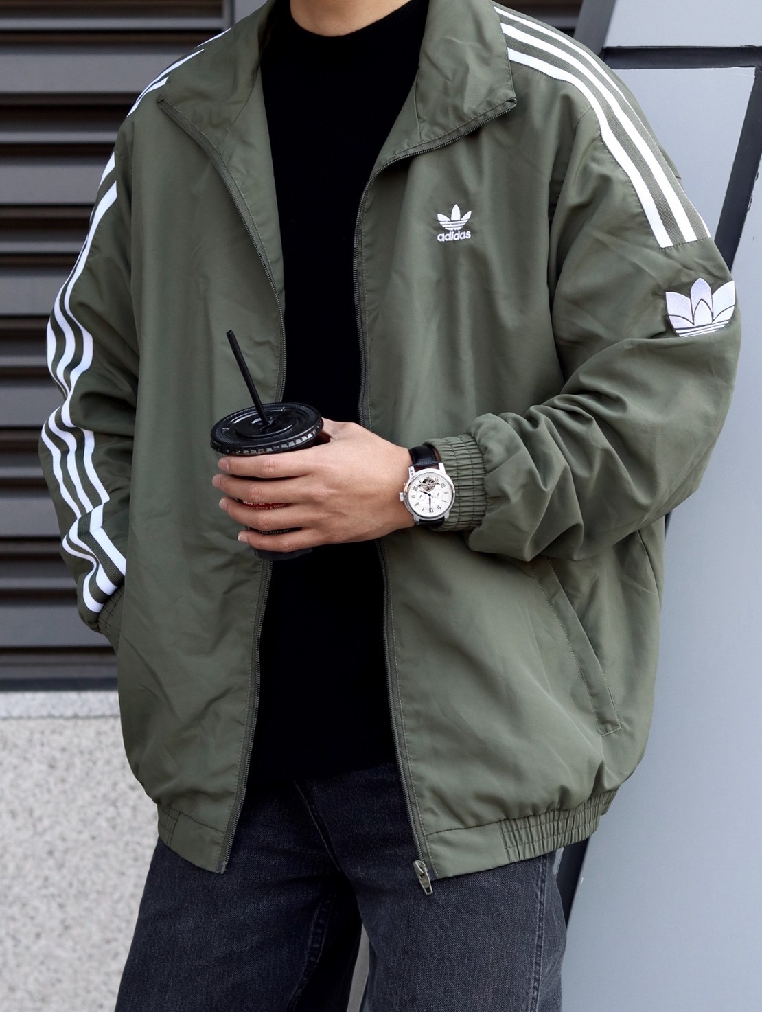 Adidas Originals 三葉草 復古 立領 三線 防風 防潑水 外套 軍綠