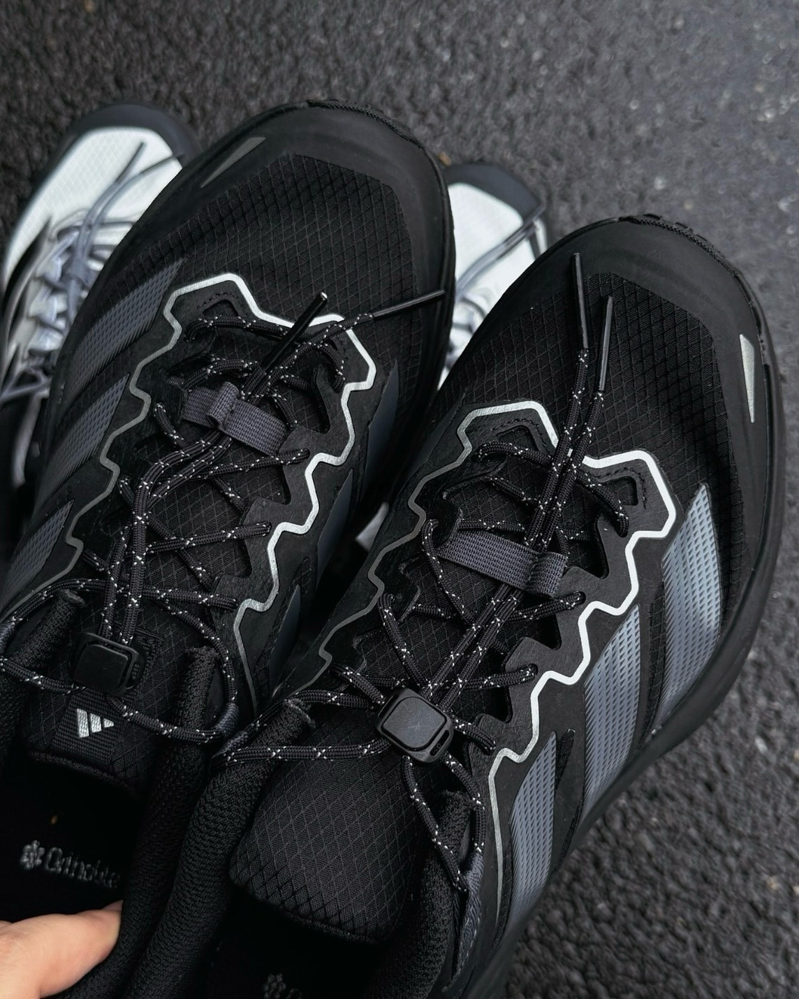 Adidas Terrex Freehiker LT 結構 緩震 跑鞋 黑魂