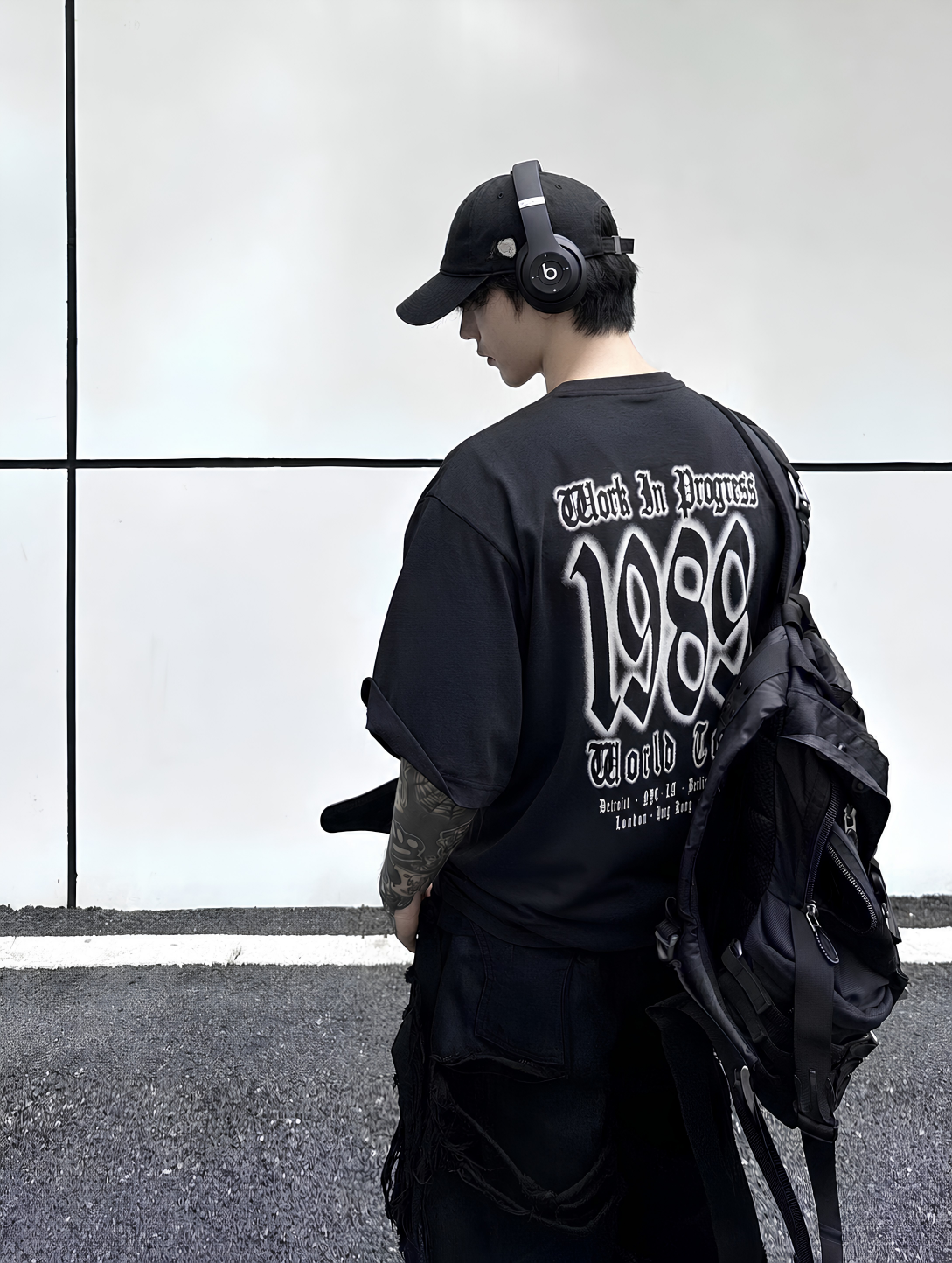 <國外限定>Carhartt WIP World Tour Tee 世界巡迴 歌德字 暈染 背殺 特殊款 短T 2色