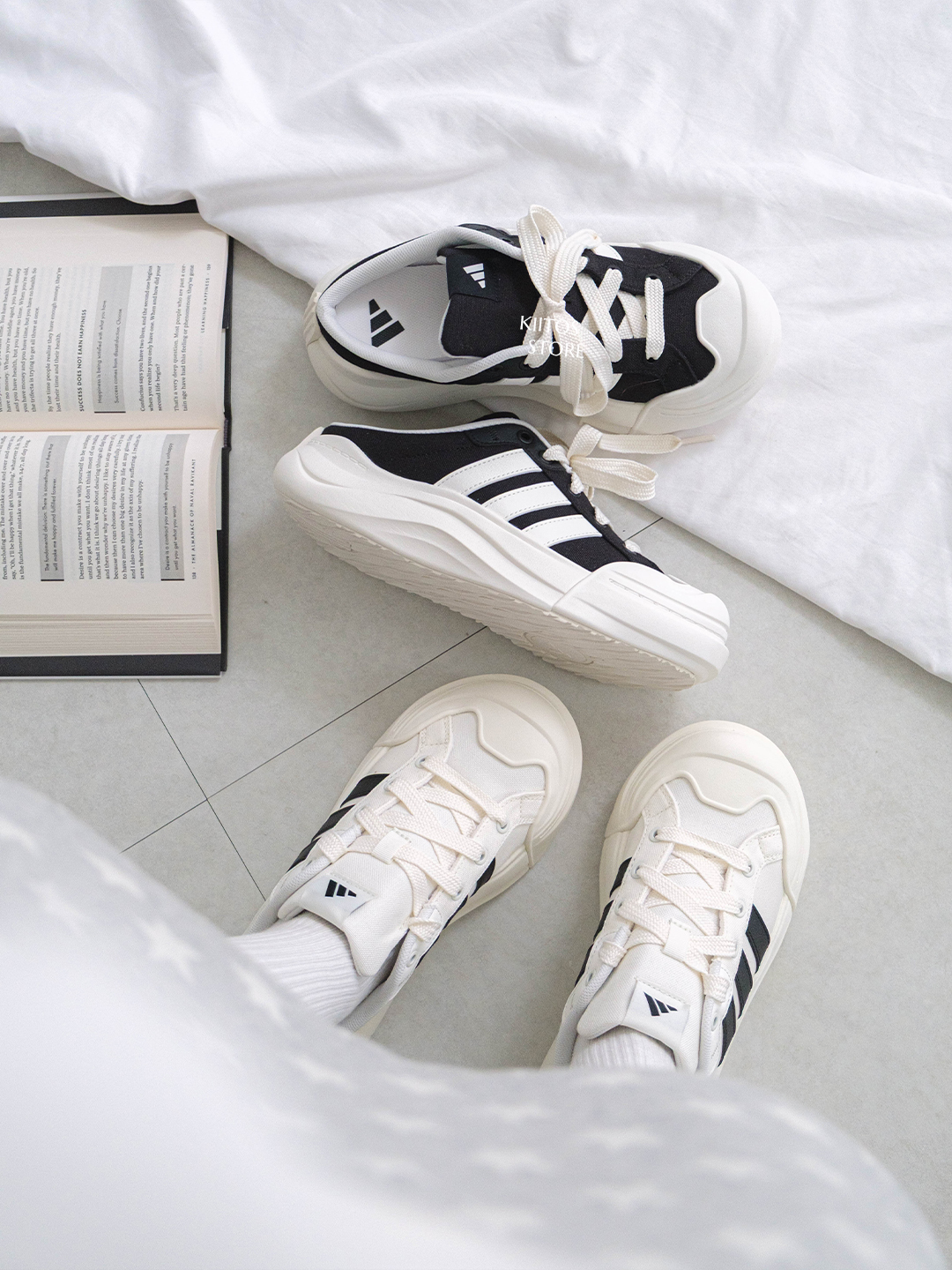 【預購】ADIDAS ORIGINALS MAXXCOURT MULE 厚底麵包穆勒鞋 黑色 奶油白 男女同款 LA4473 HQ9514