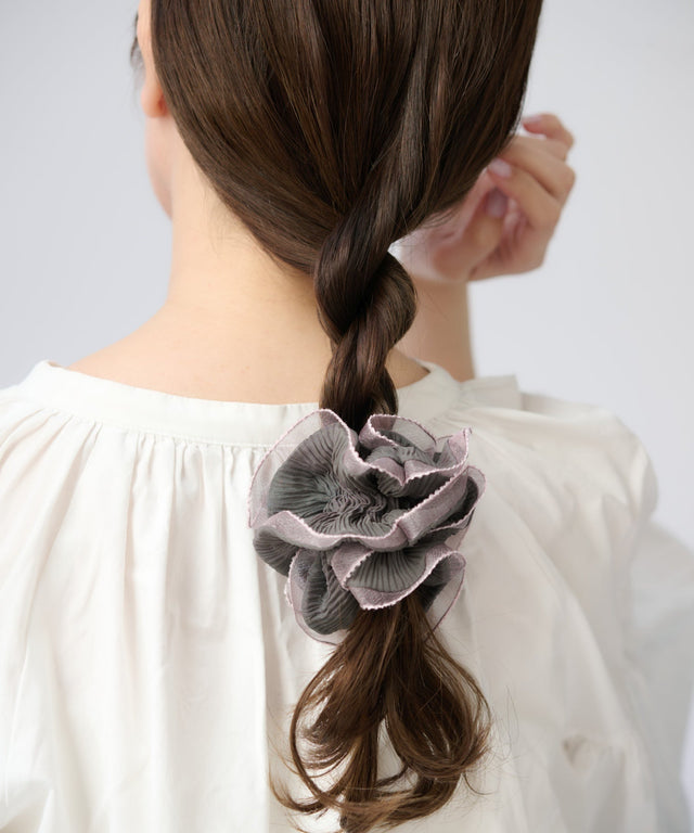 noe Border Ruffle Scrunchie