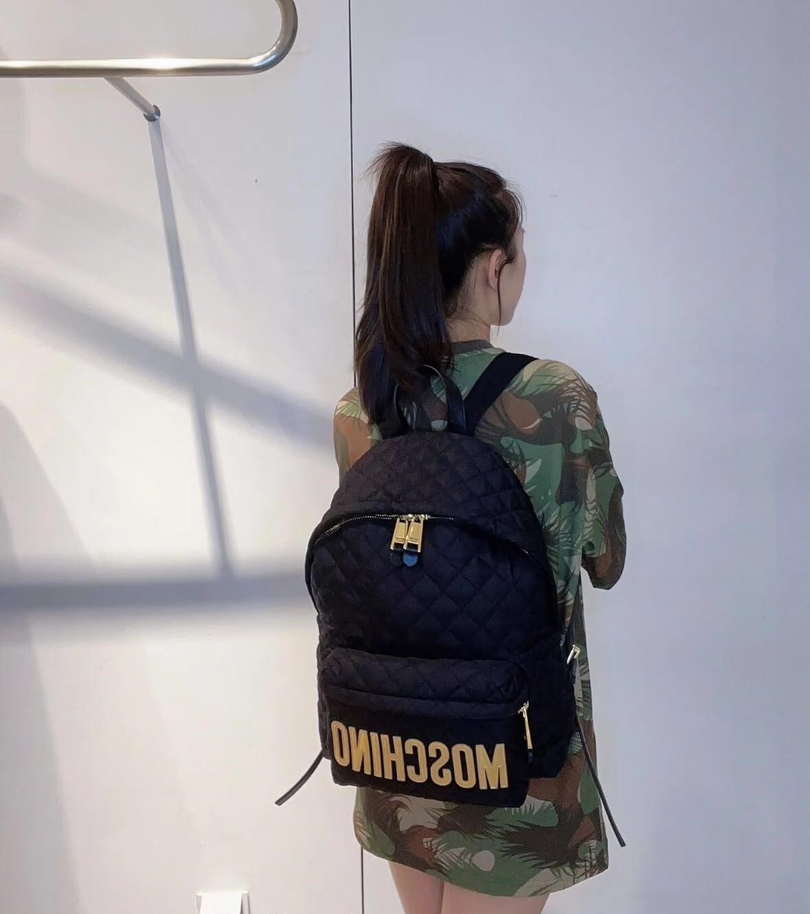 【預購】Love Moschino H0719508 黑色格紋背囊