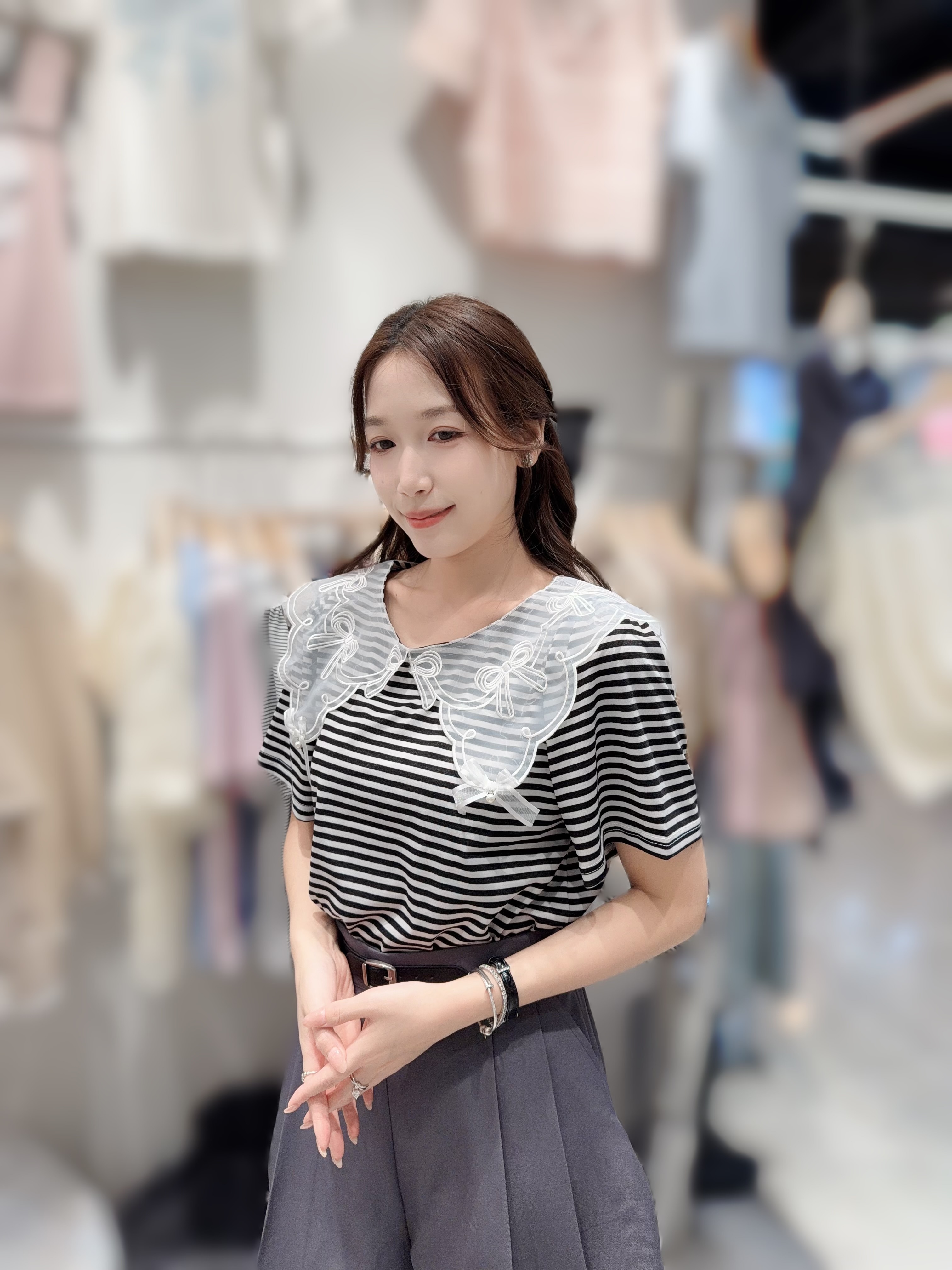 S42  胸42 長22 $ (一口價)