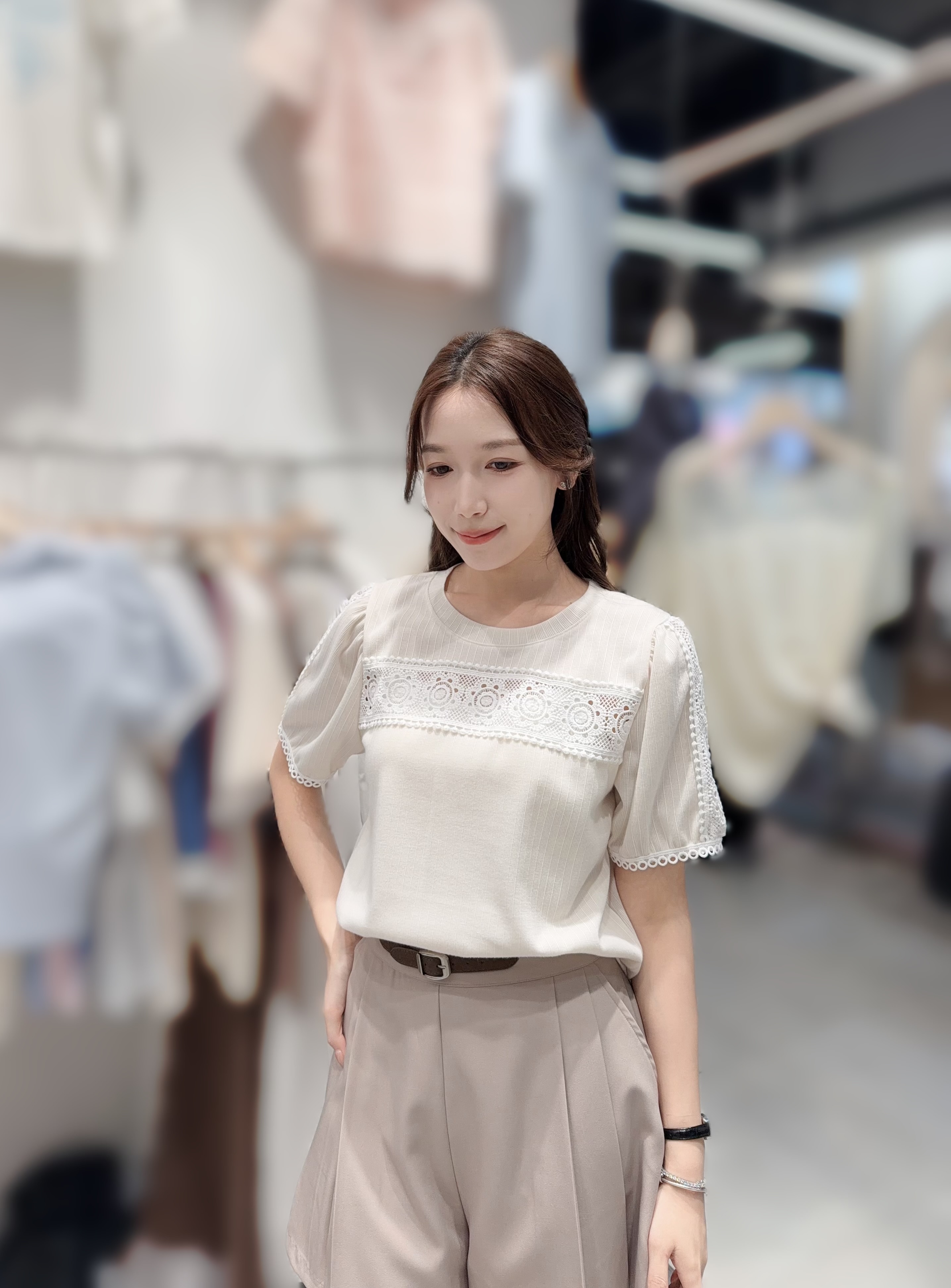 S44 胸38-49 長21 $ (一口價)