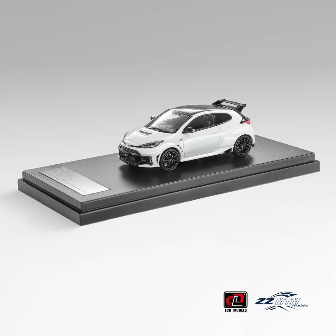 PO-$140 * LCD * 1:64 TOYOTA GR YARIS AERO PERFORMANCE PACKAGE 2025 PEARL WHITE