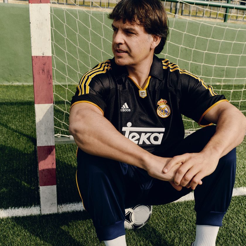 1999 Real Madrid Retro Away Shirt with Nameset and UEFA Patch
