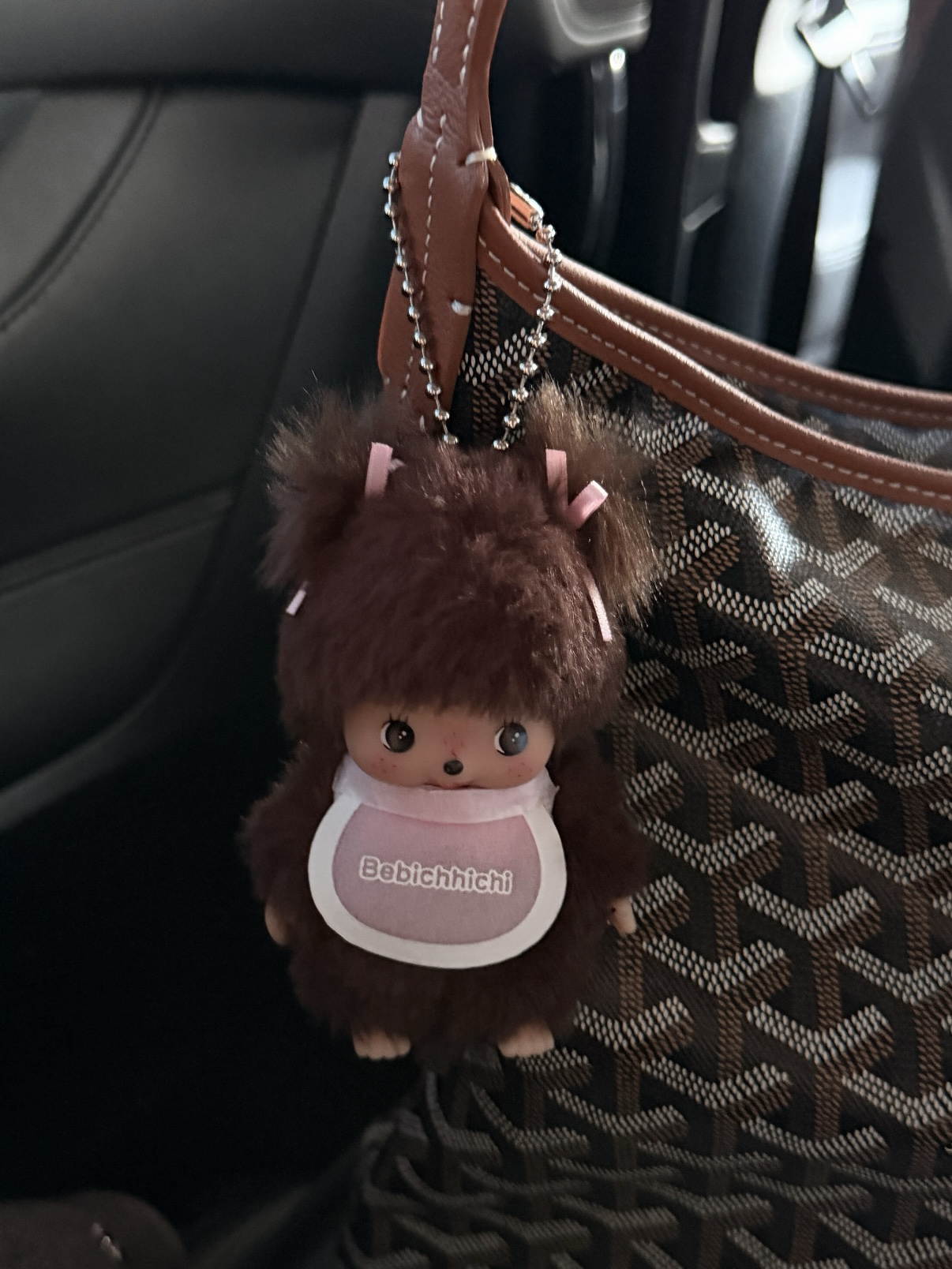 （預購）Monchhichi 蒙奇奇baby圍兜兜吊飾 寶寶 掛件